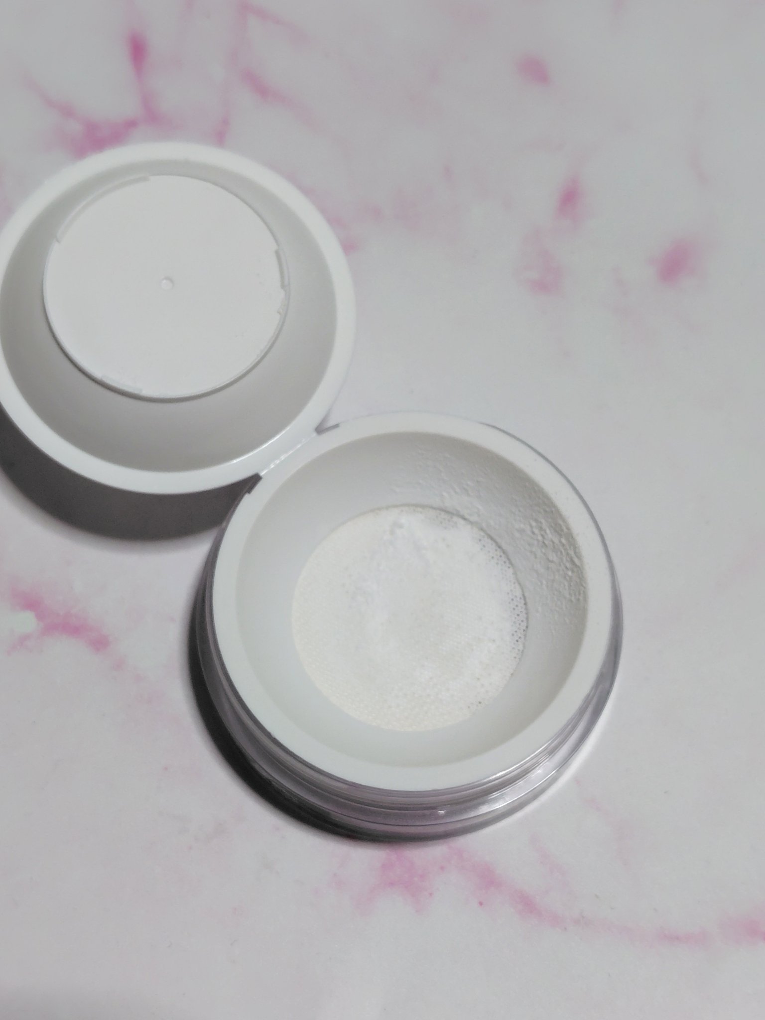 トランスルーセントセットフィニッシングパウダー/TFIT/ルースパウダーを使ったクチコミ（2枚目）