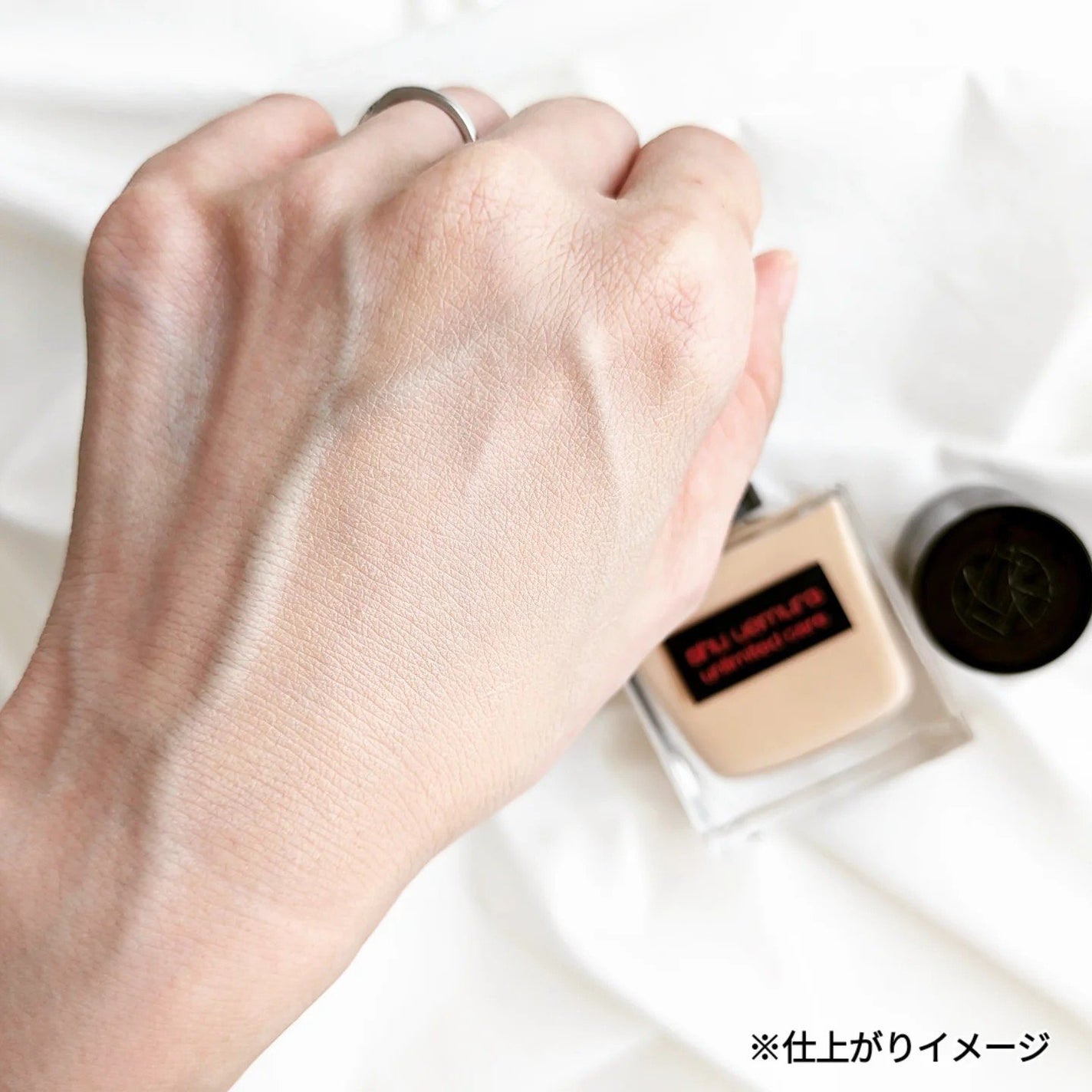 アンリミテッド ケア ツヤ セラム ファンデーション/shu uemura/リキッドファンデーションを使ったクチコミ(6枚目)