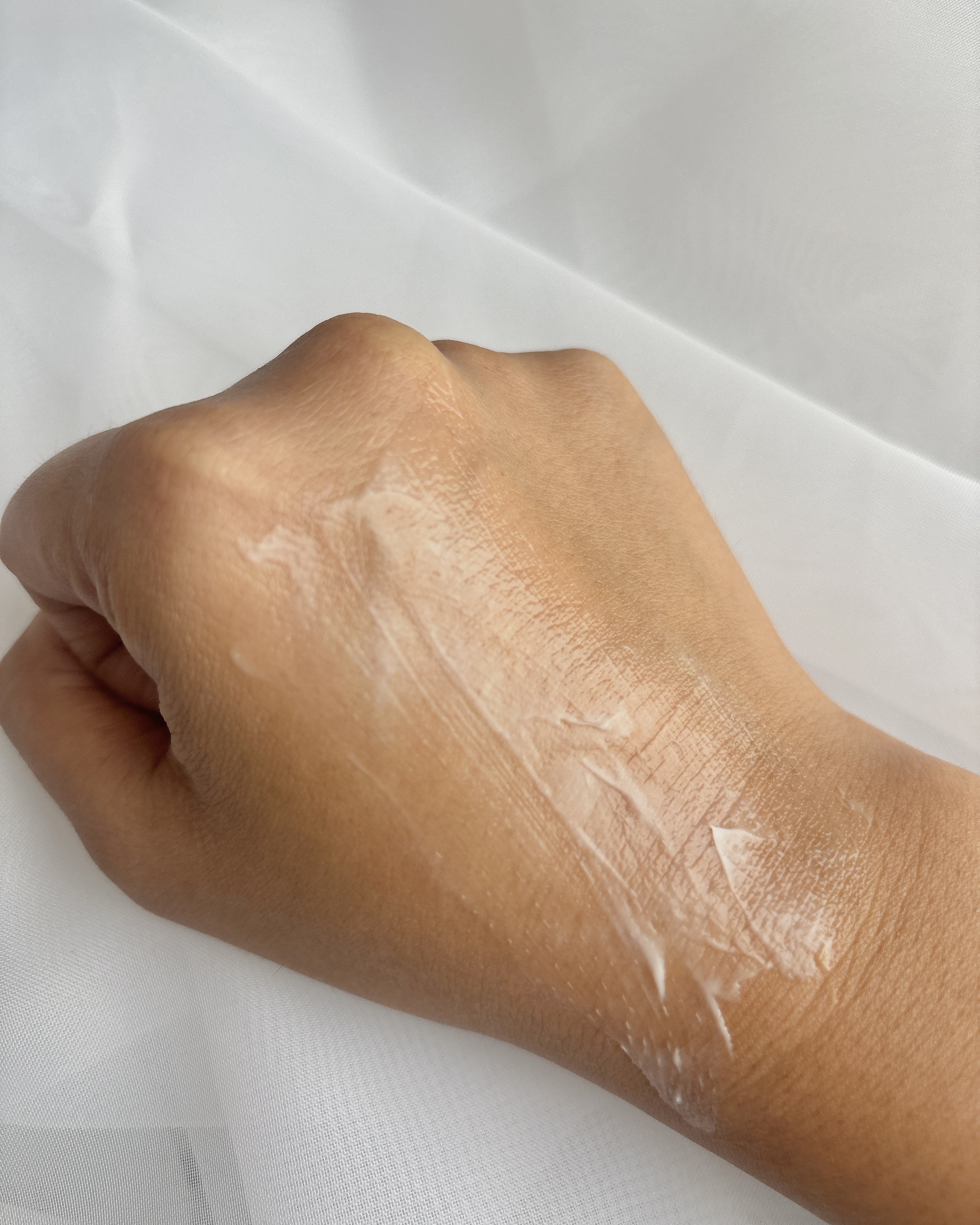 レプリカ ハンドクリーム レイジーサンデー モーニング/Maison Margiela Fragrances/ハンドクリームを使ったクチコミ（3枚目）