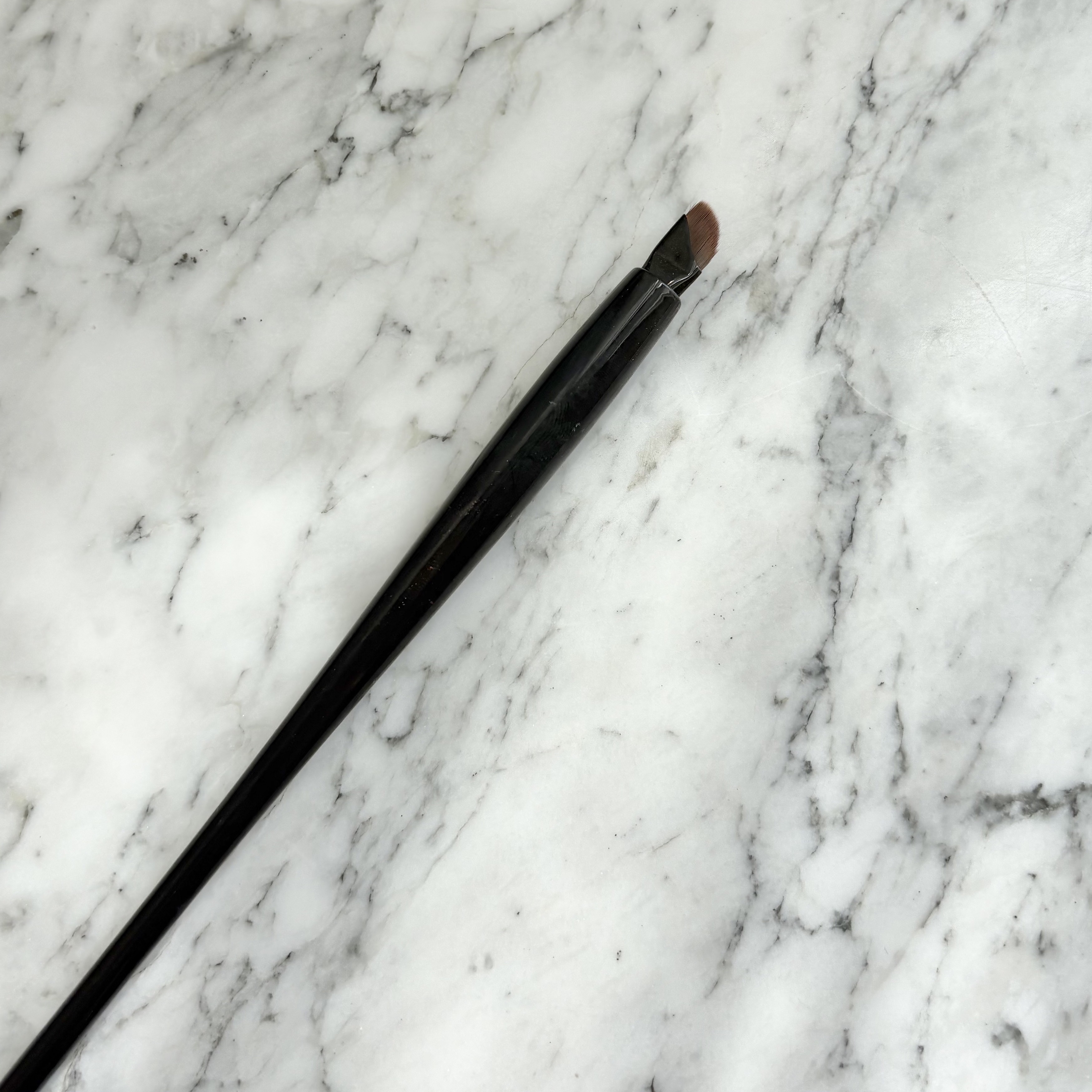 マルチアイライナーブラシ/KATE/メイクブラシを使ったクチコミ（3枚目）