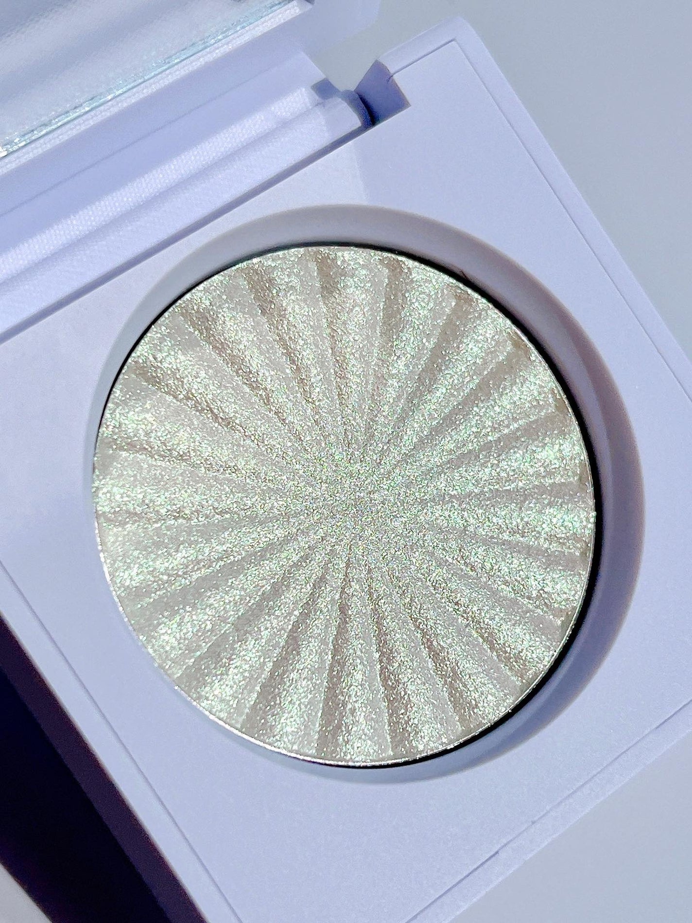 OFRA mini Highlighter/Ofra Cosmetics/パウダーハイライトを使ったクチコミ(1枚目)