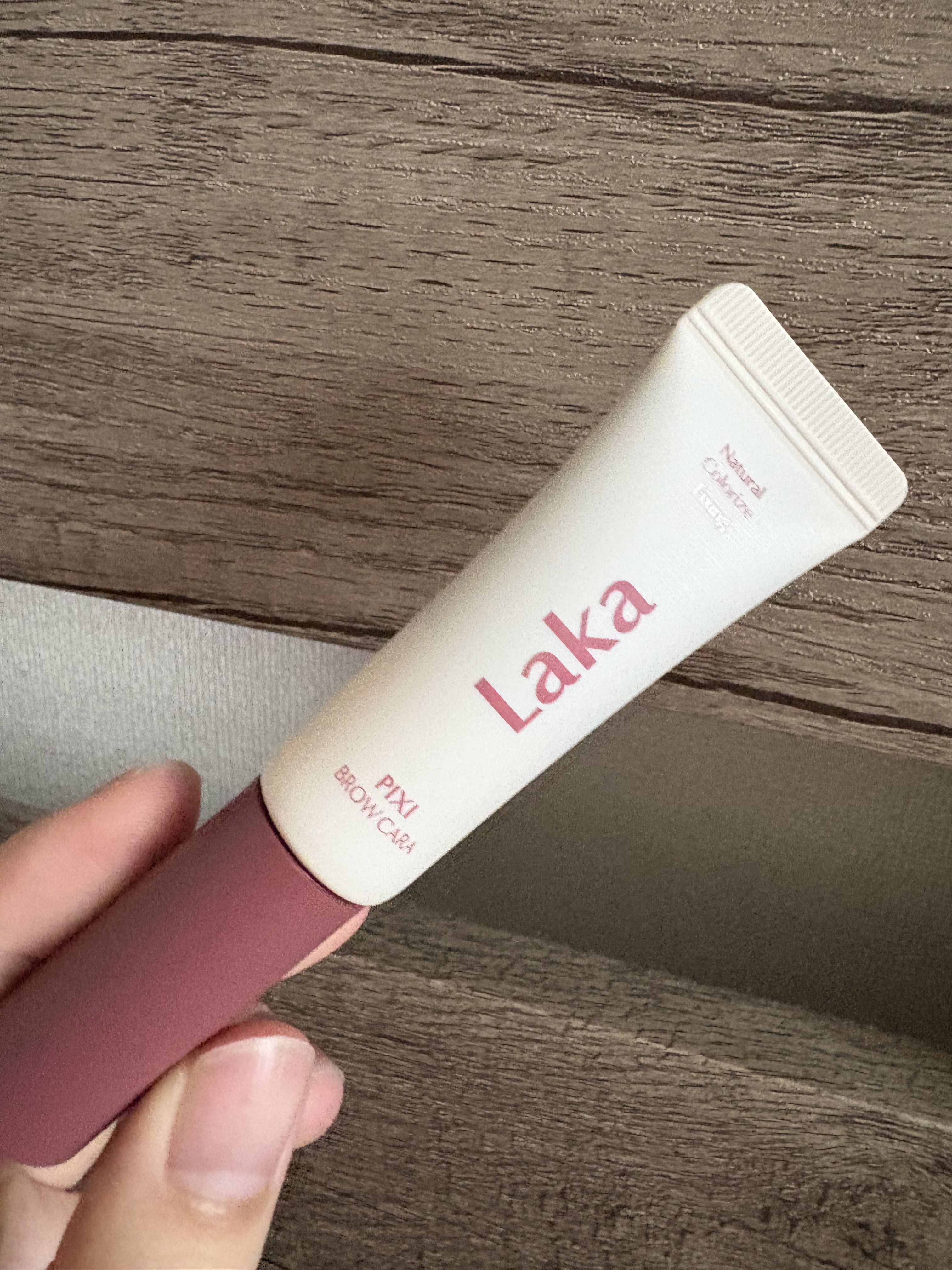 ラカ ピクシーブロウカラ/Laka/眉マスカラを使ったクチコミ（1枚目）