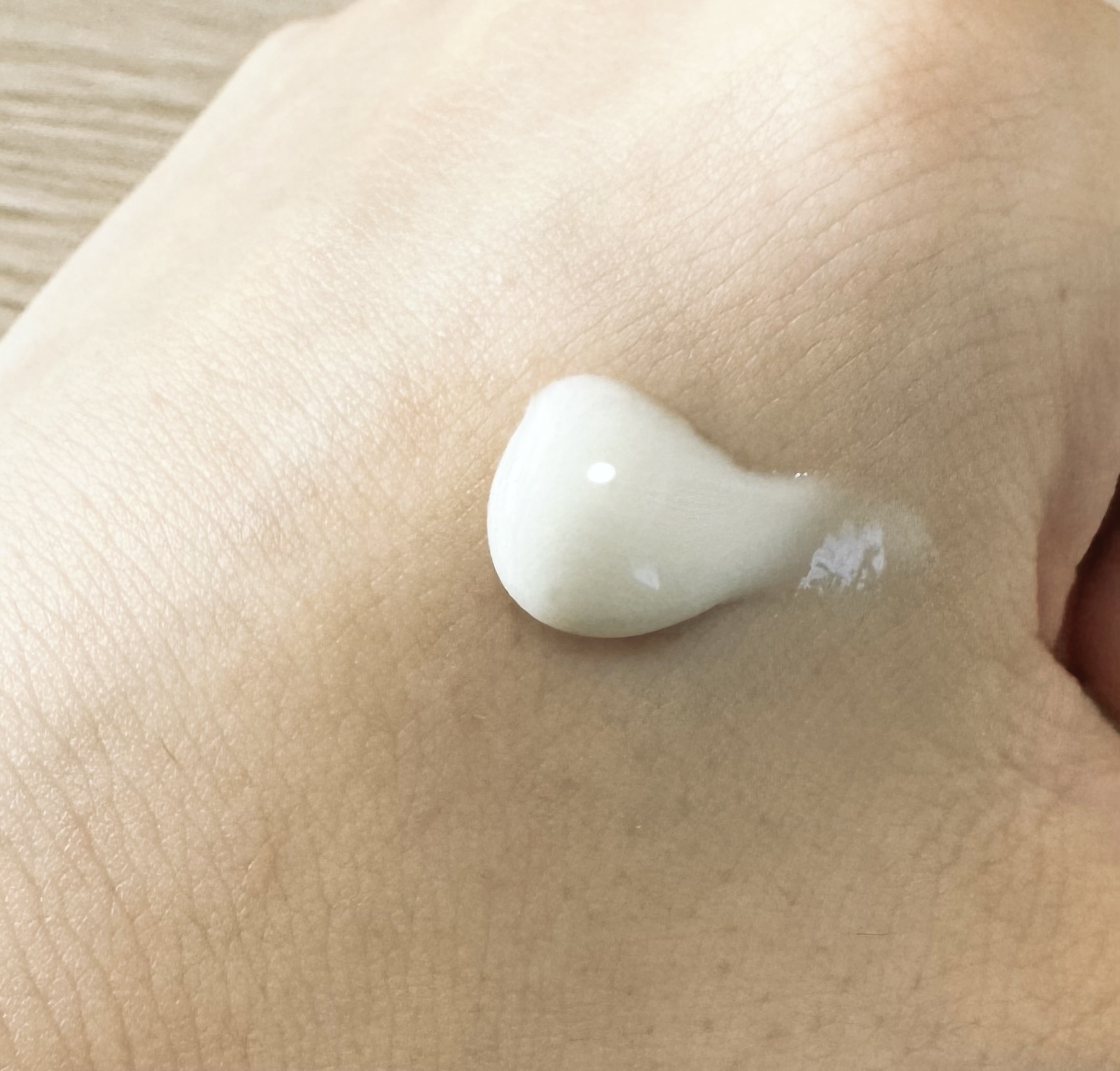 クレイ ブラン　ハーバル フェイスウォッシュ/DECORTÉ/洗顔フォームを使ったクチコミ（2枚目）