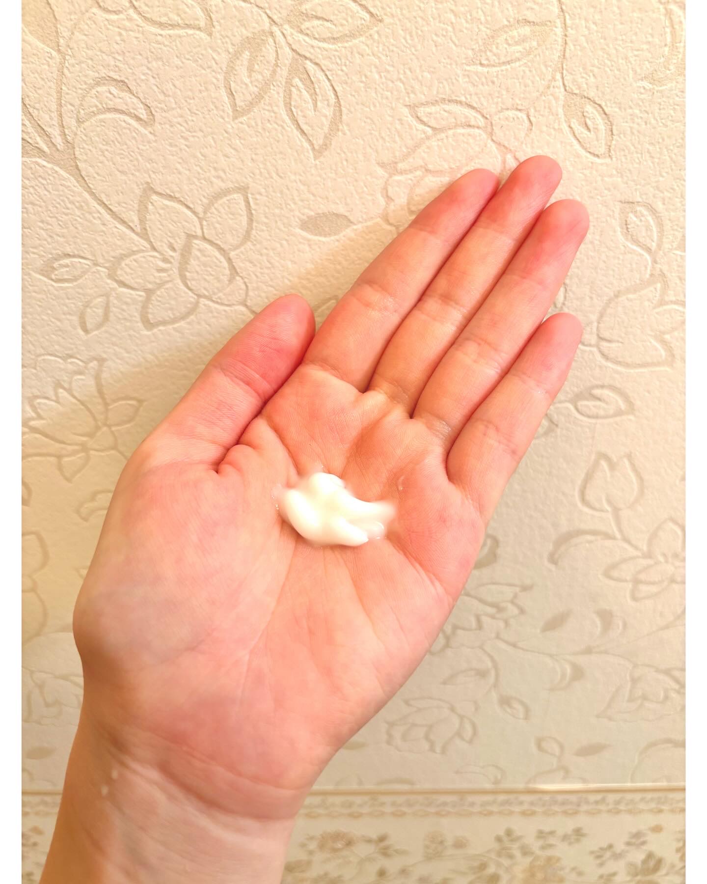 コントロールプロテイン ナイトケアセラム/ulumee/アウトバストリートメントを使ったクチコミ（3枚目）