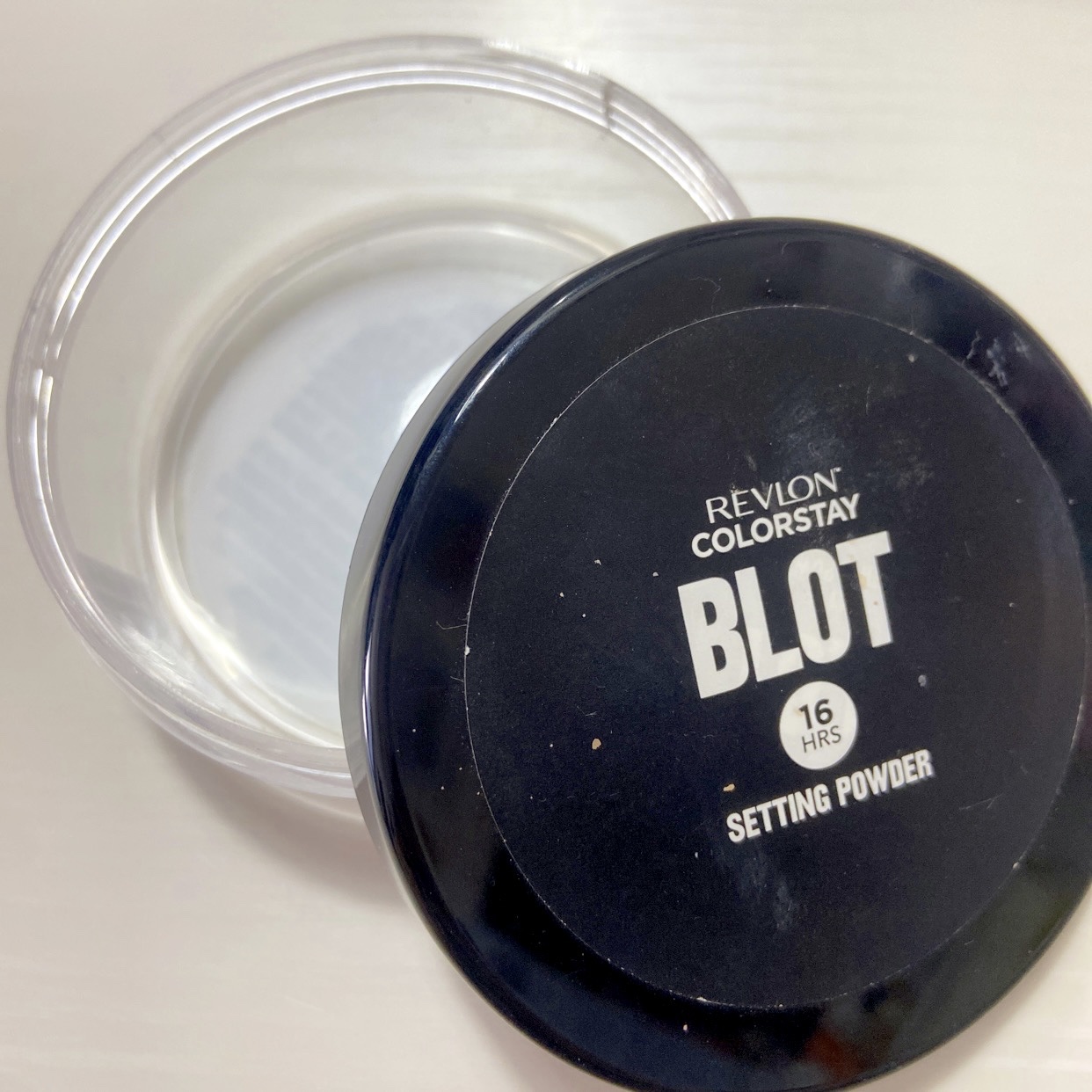 レブロン カラーステイ ブロット セッティング パウダー/REVLON/ルースパウダーを使ったクチコミ（1枚目）