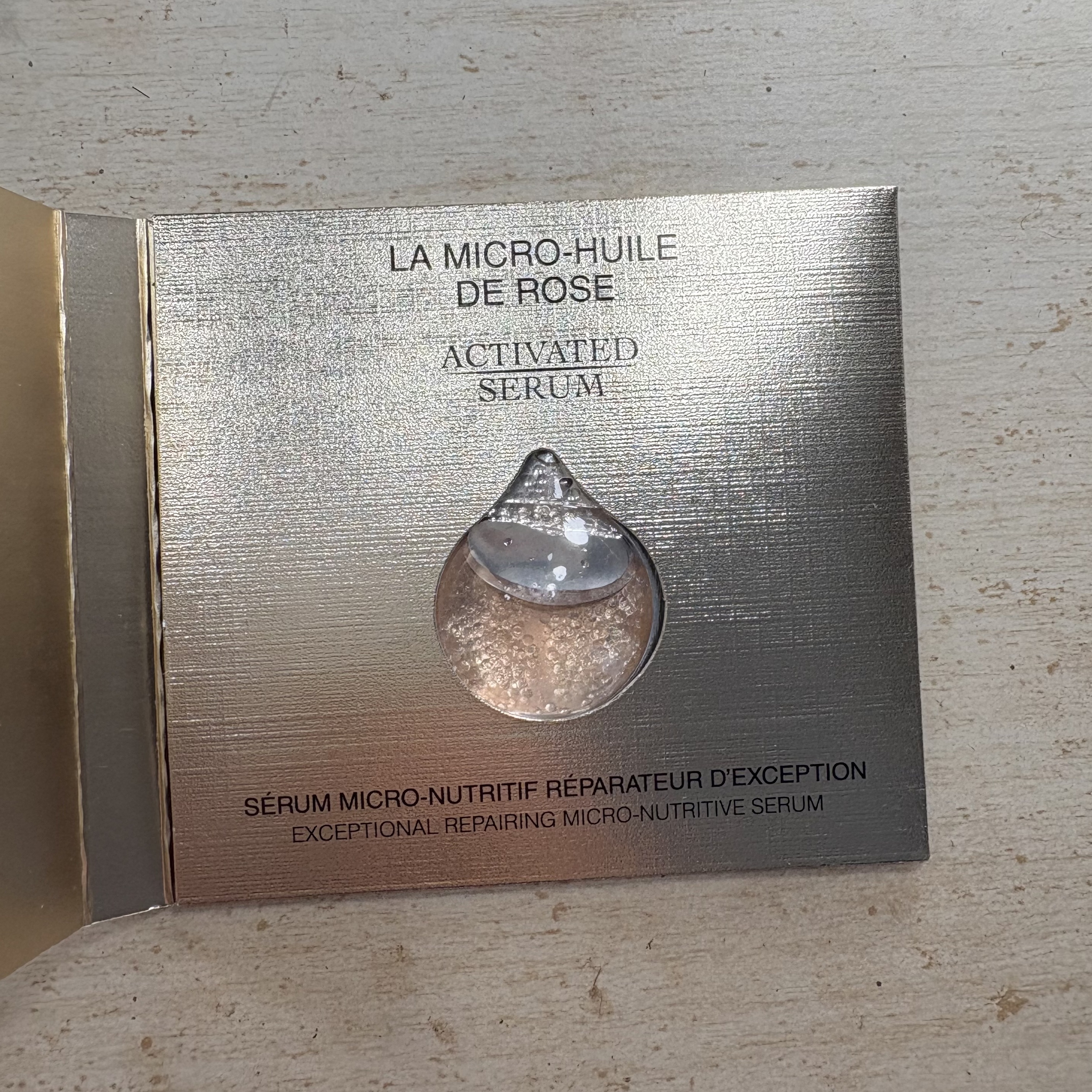 Dior プレステージ マイクロ ユイル ド ローズ セラムのクチコミ「Dior
プレステージ マイクロ ユイル ド ローズ セラム



店頭でとサンプルで、2回試.....」（2枚目）