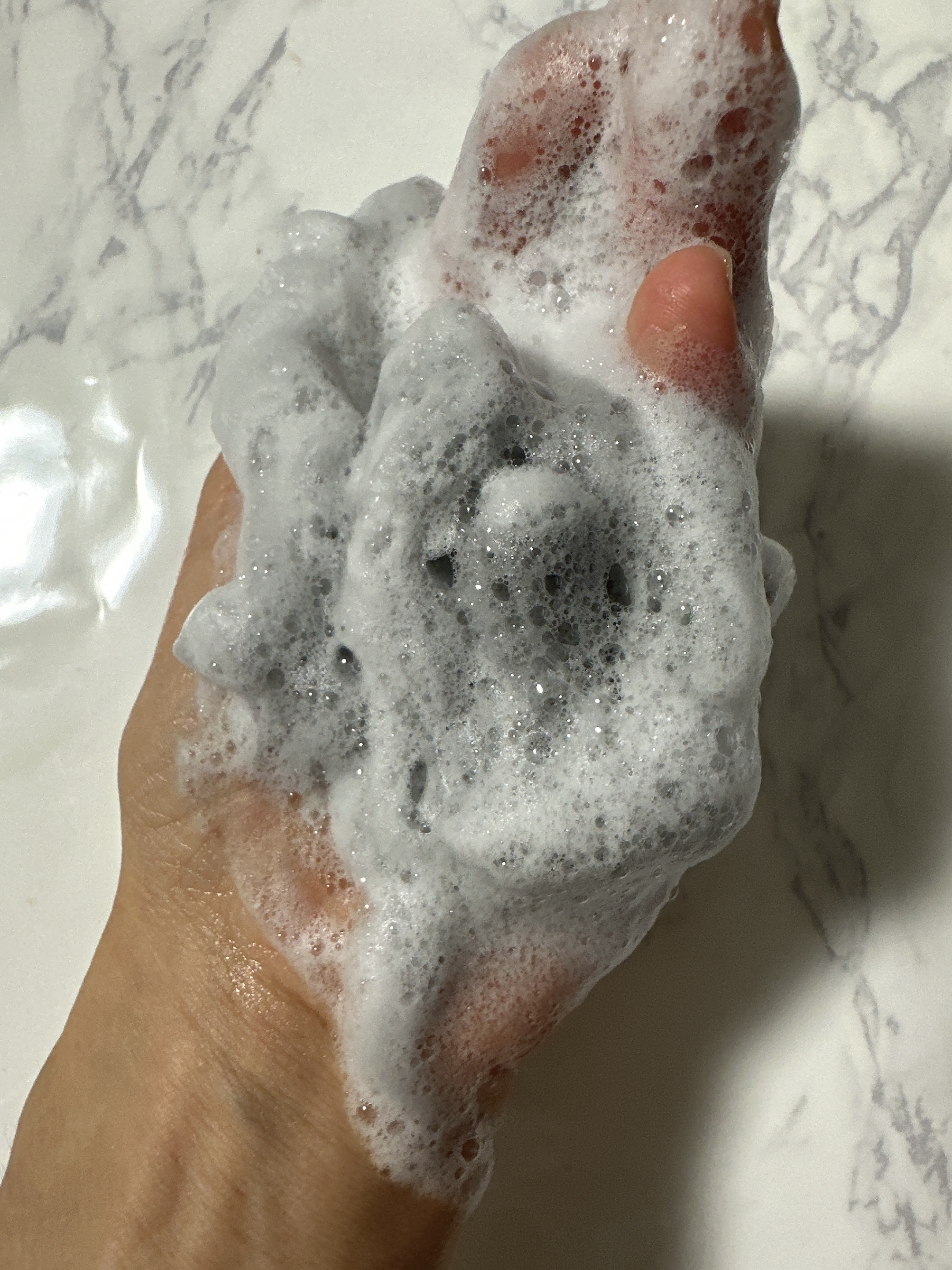 ディズム　スクラブクリームウォッシュ ブラック/DISM/洗顔フォームを使ったクチコミ（3枚目）