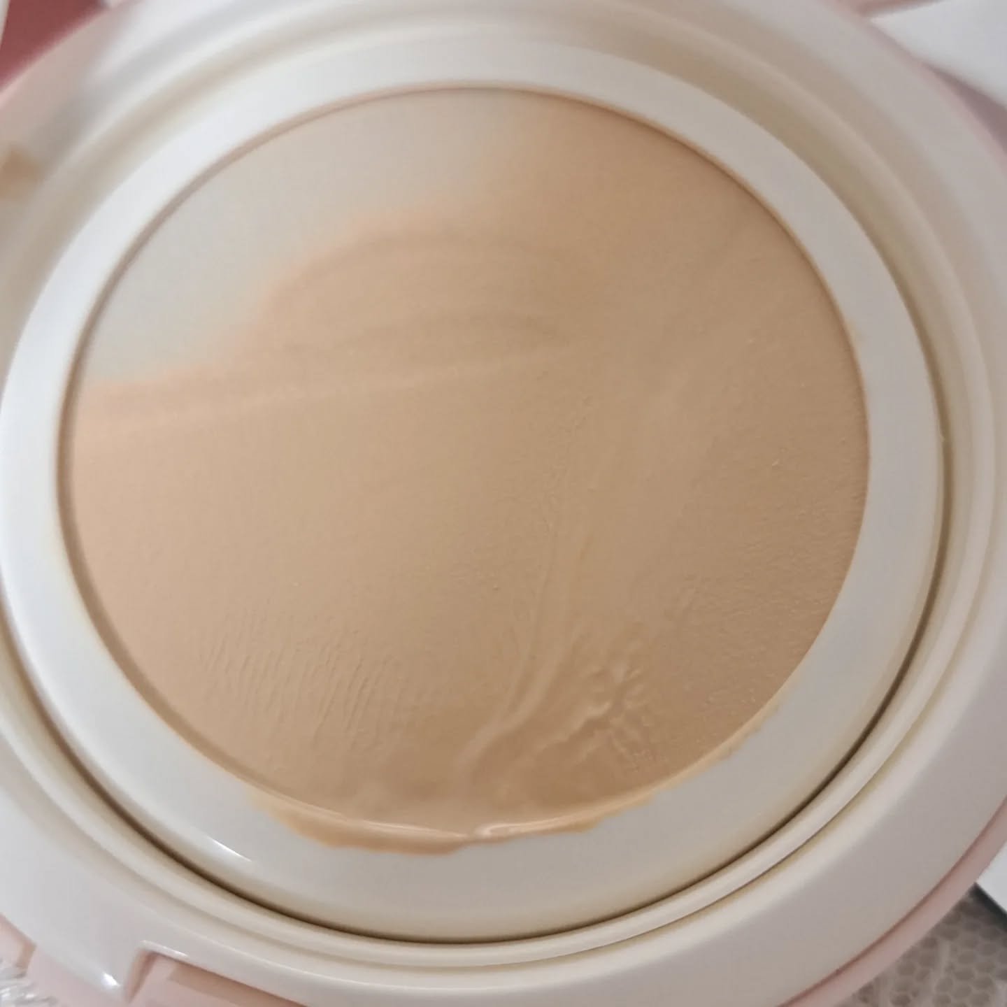 L'ADORE COLORS レインコート クッション ファンデーション/L'adore Colors/クッションファンデーションを使ったクチコミ（3枚目）