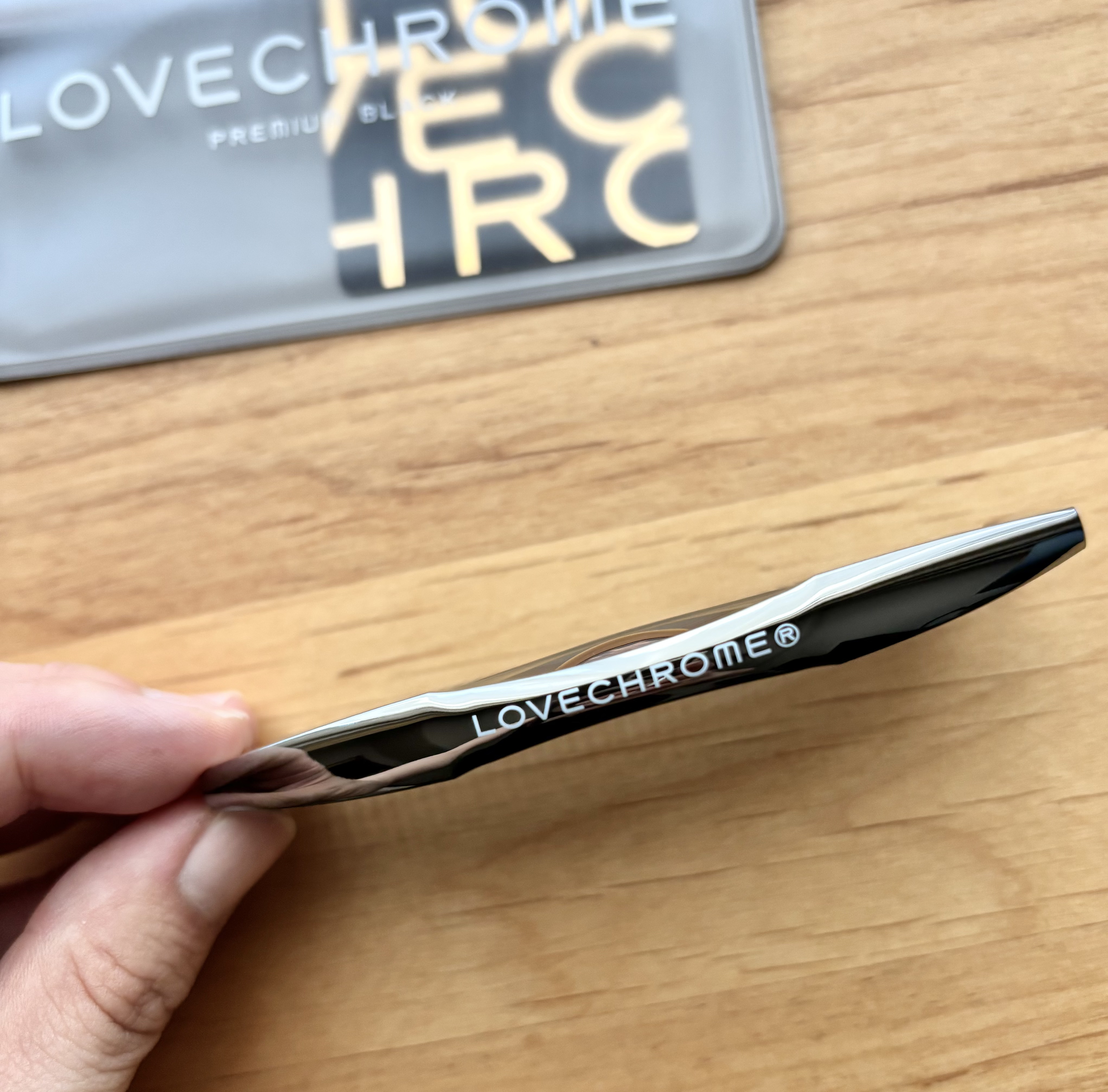 PG ツキ プレミアムブラック/LOVECHROME/ヘアコームを使ったクチコミ（3枚目）