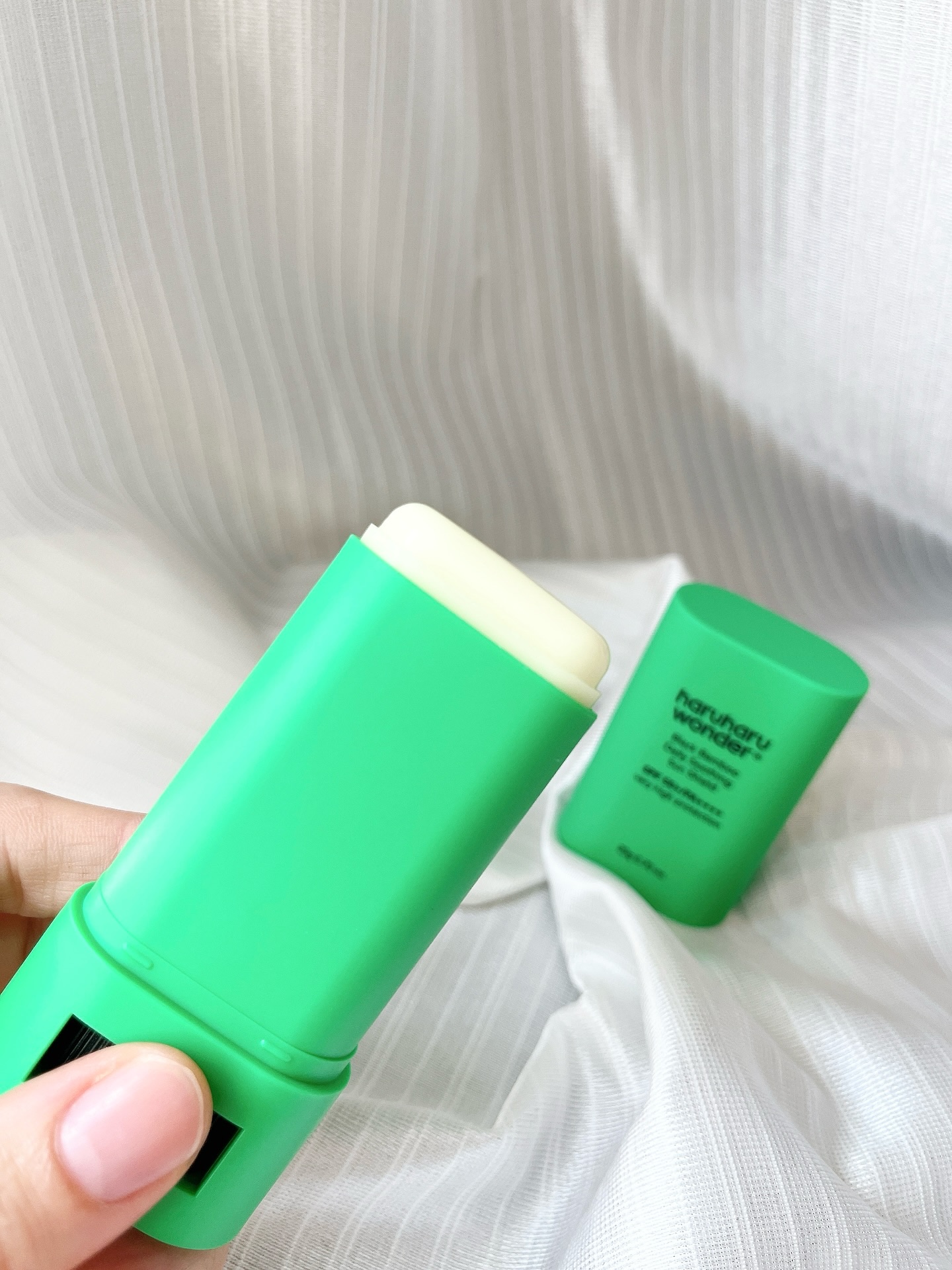 ブラックバンブーデイリー スージングサンシールド 20g SPF 50+/PA++++/haruharu wonder/日焼け止めスティックを使ったクチコミ（2枚目）