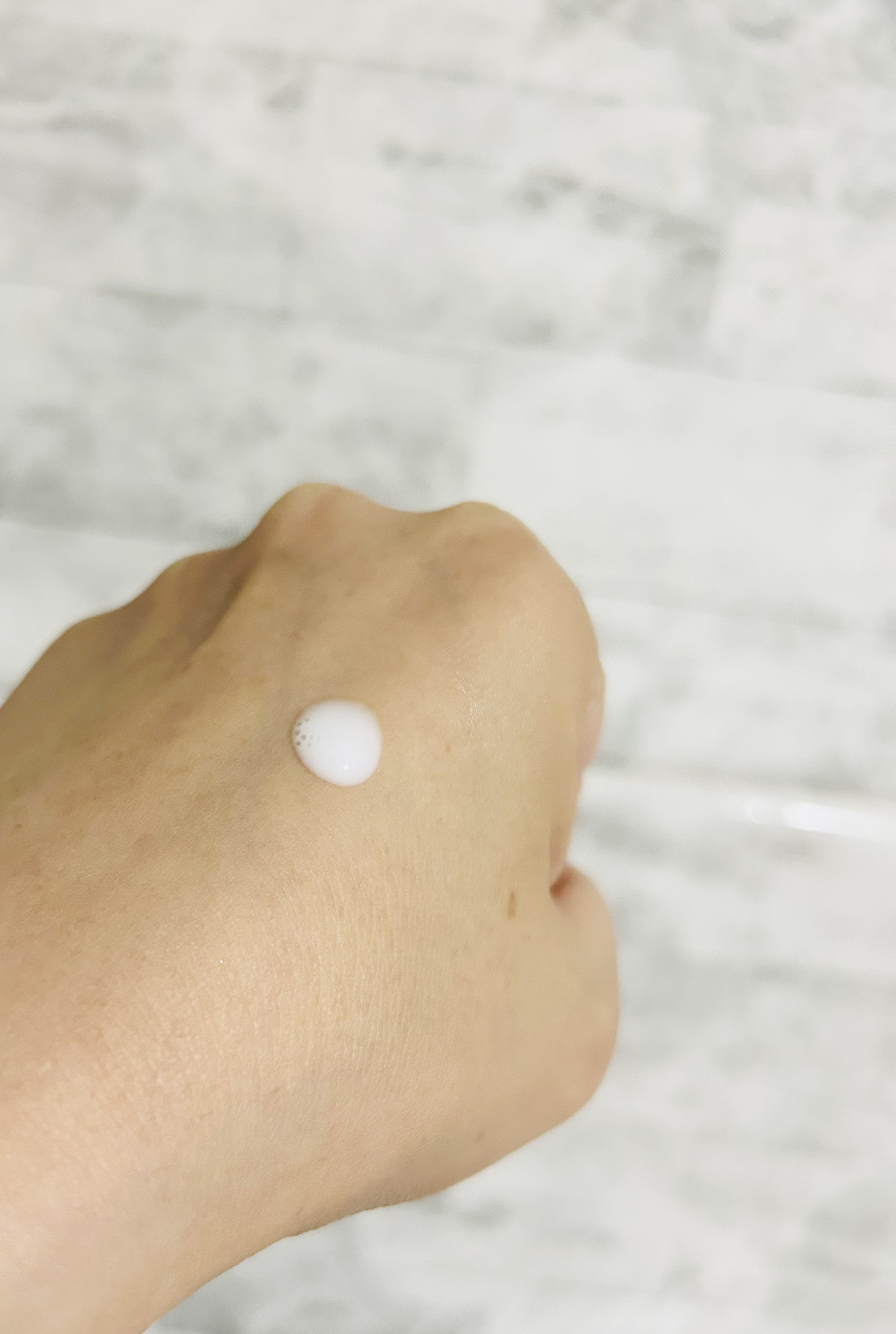 ブライトニング 乳液 II しっとり＜医薬部外品＞/ファンケル/乳液を使ったクチコミ（3枚目）