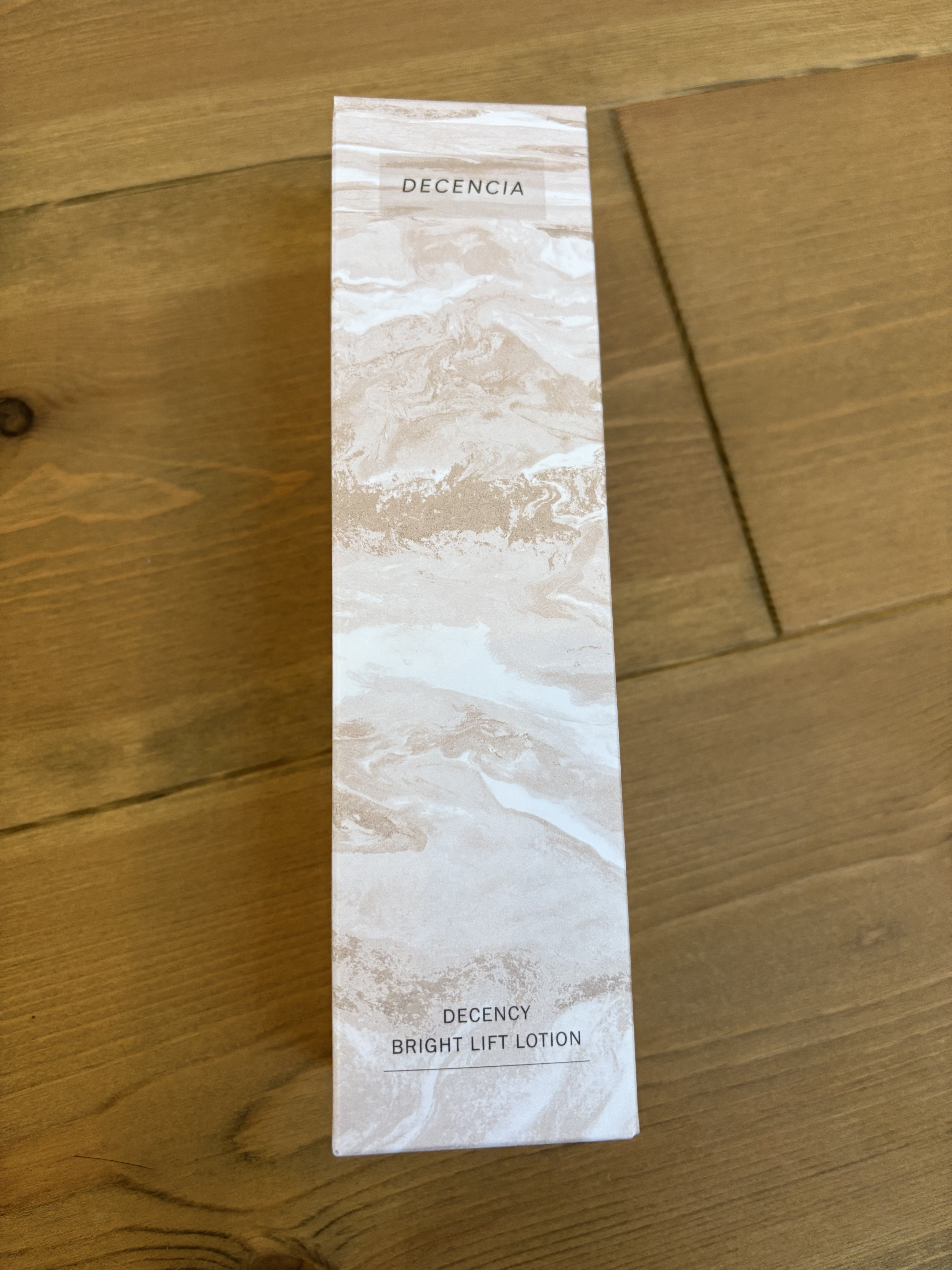 ディセンシー ブライトリフト ローション 本品（120ｍL）/DECENCIA/化粧水を使ったクチコミ（1枚目）