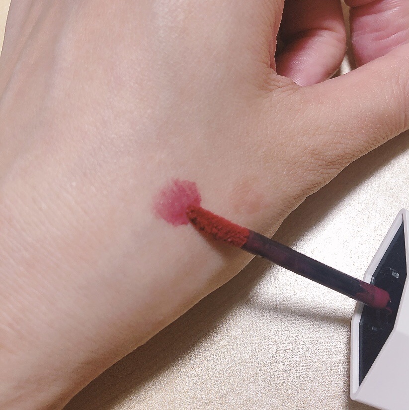 READ ME ウェイトレス ベルベット リップ ステイン「IN LOVE」シリーズ 020 恋の信号 /PERFECT DIARY/口紅を使ったクチコミ（3枚目）