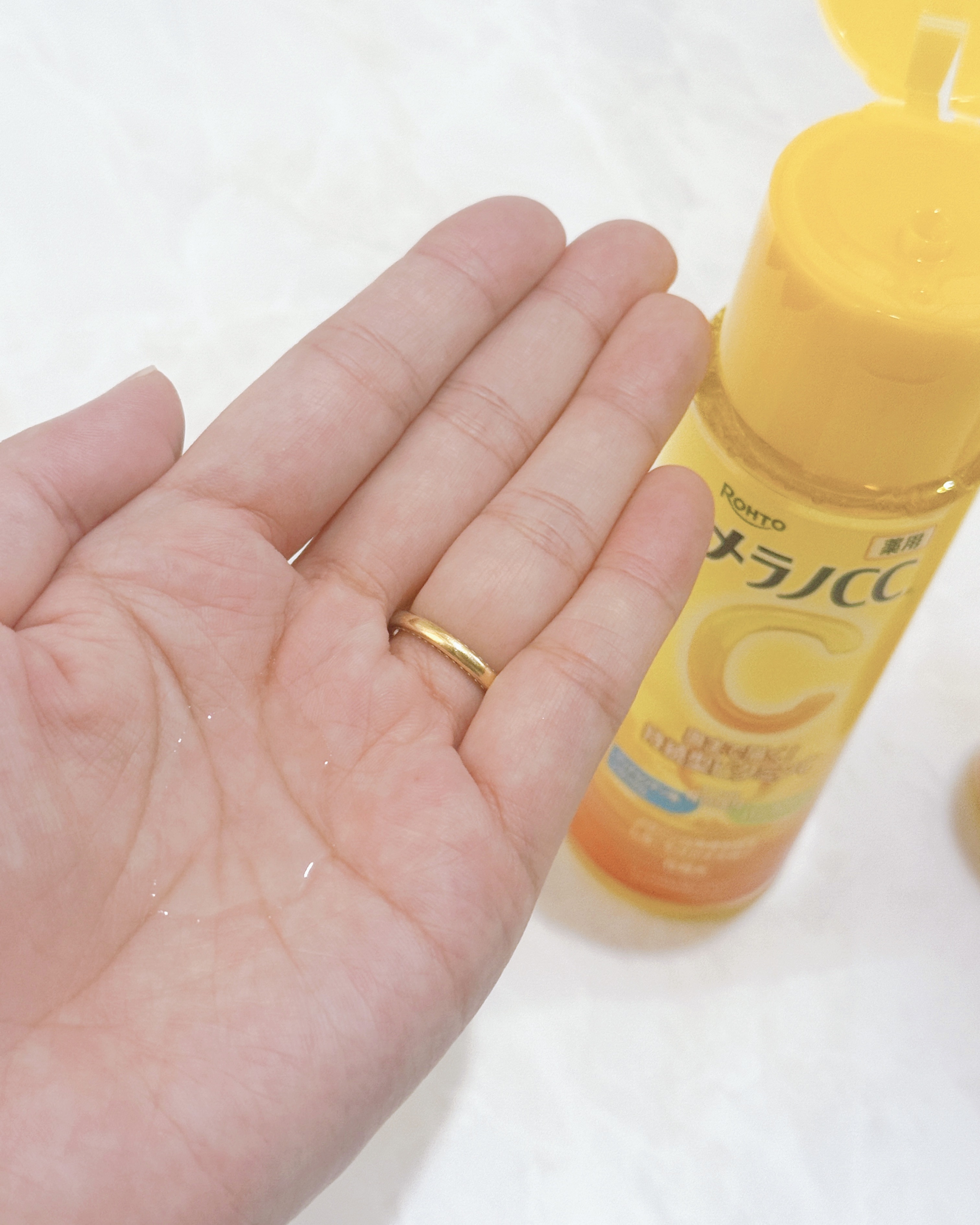 薬用しみ対策 美白化粧水 しっとりタイプ/メラノCC/化粧水を使ったクチコミ（3枚目）