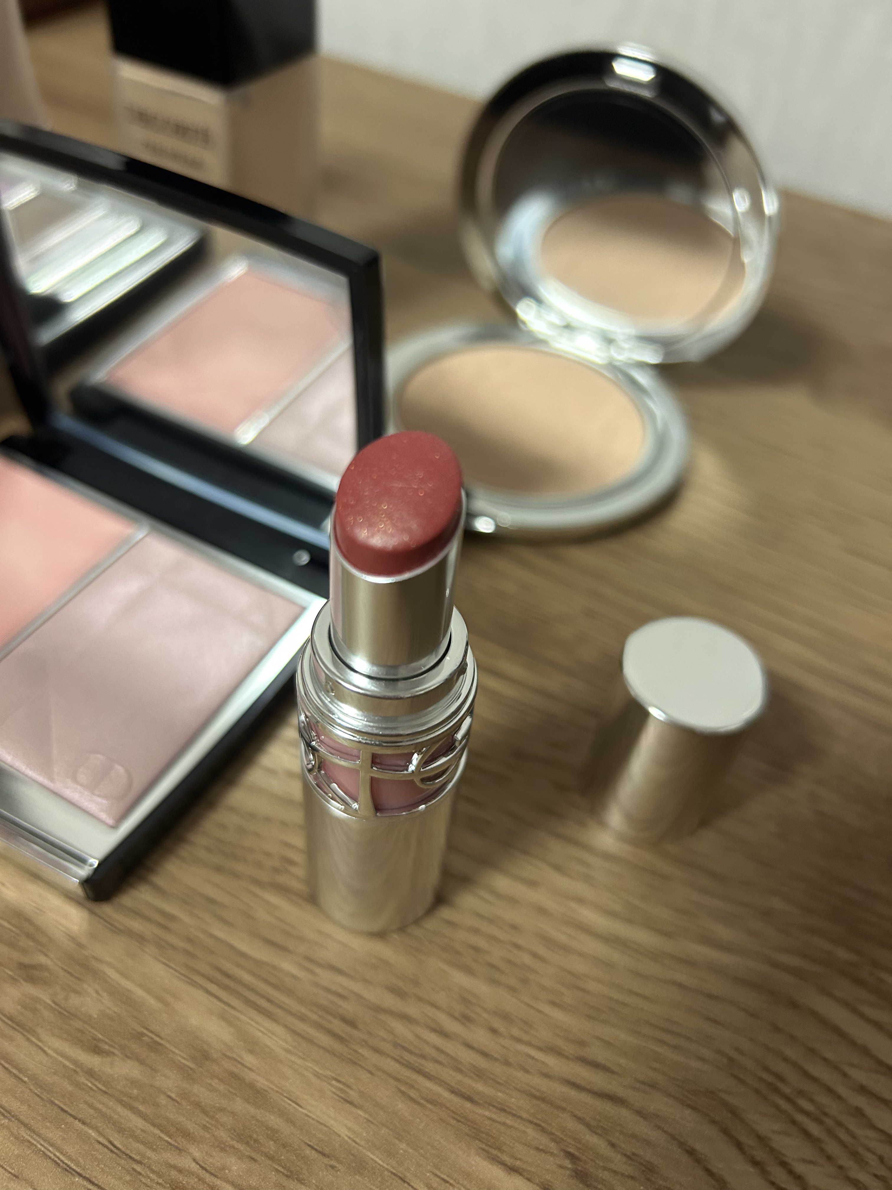 ディオールスキン フォーエヴァー ヌード マット フィルター/Dior/フェイスパウダーを使ったクチコミ（3枚目）