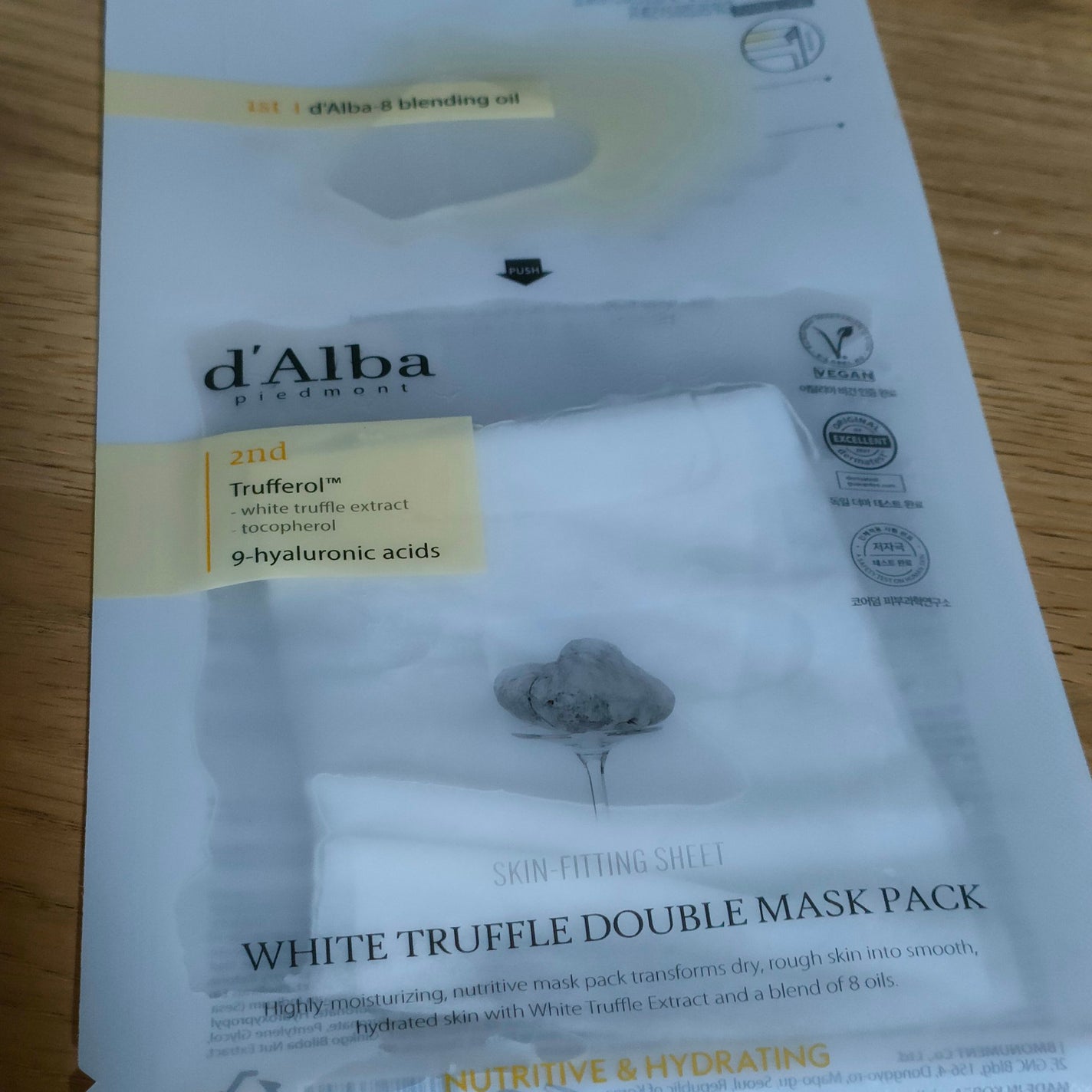 ホワイトトリュフダブルマスクパック(栄養/保湿)/ダルバ/シートマスク・パックを使ったクチコミ(1枚目)
