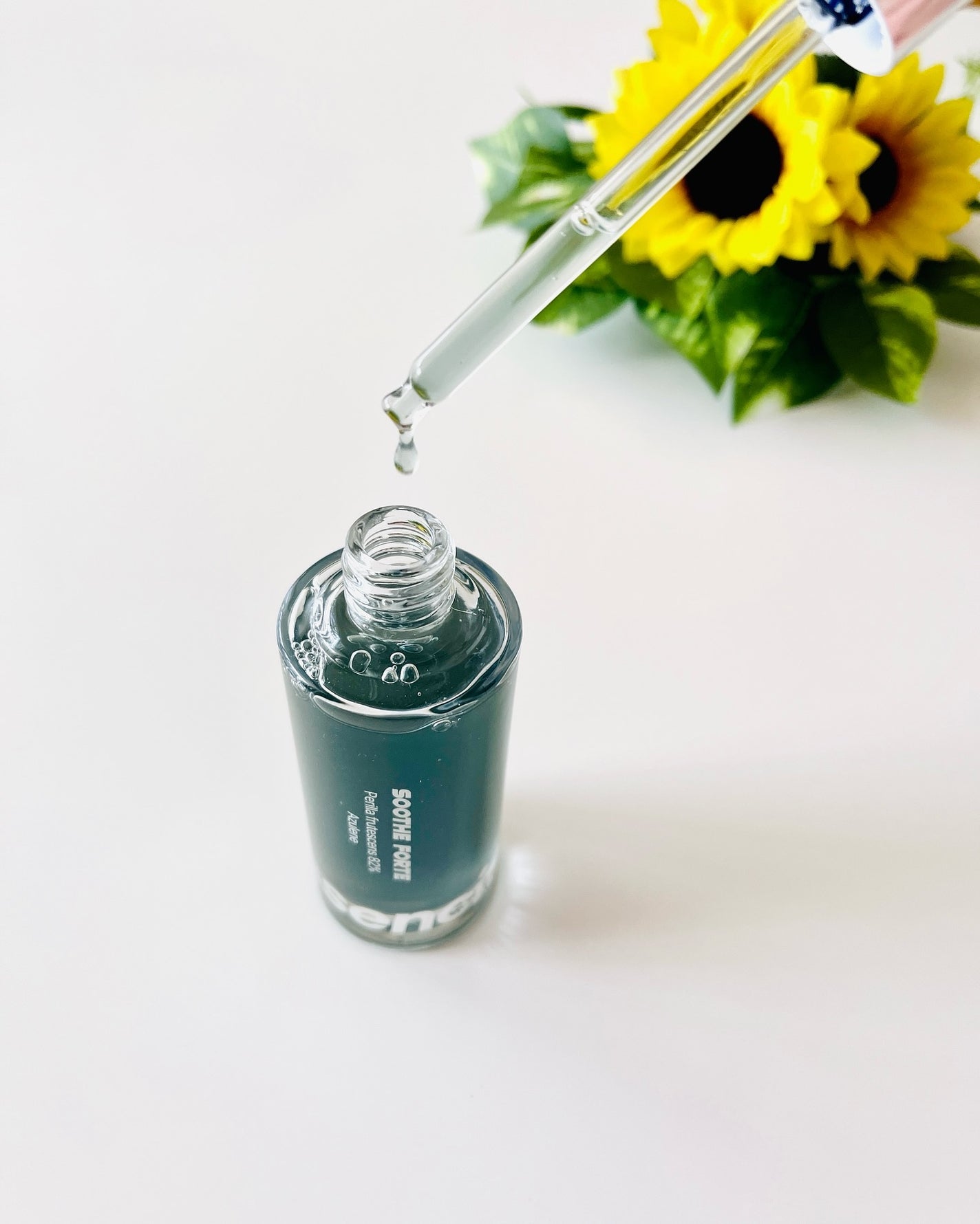 SOOTHE FORTE SERUM/essenciel/ブースター・導入液を使ったクチコミ(3枚目)