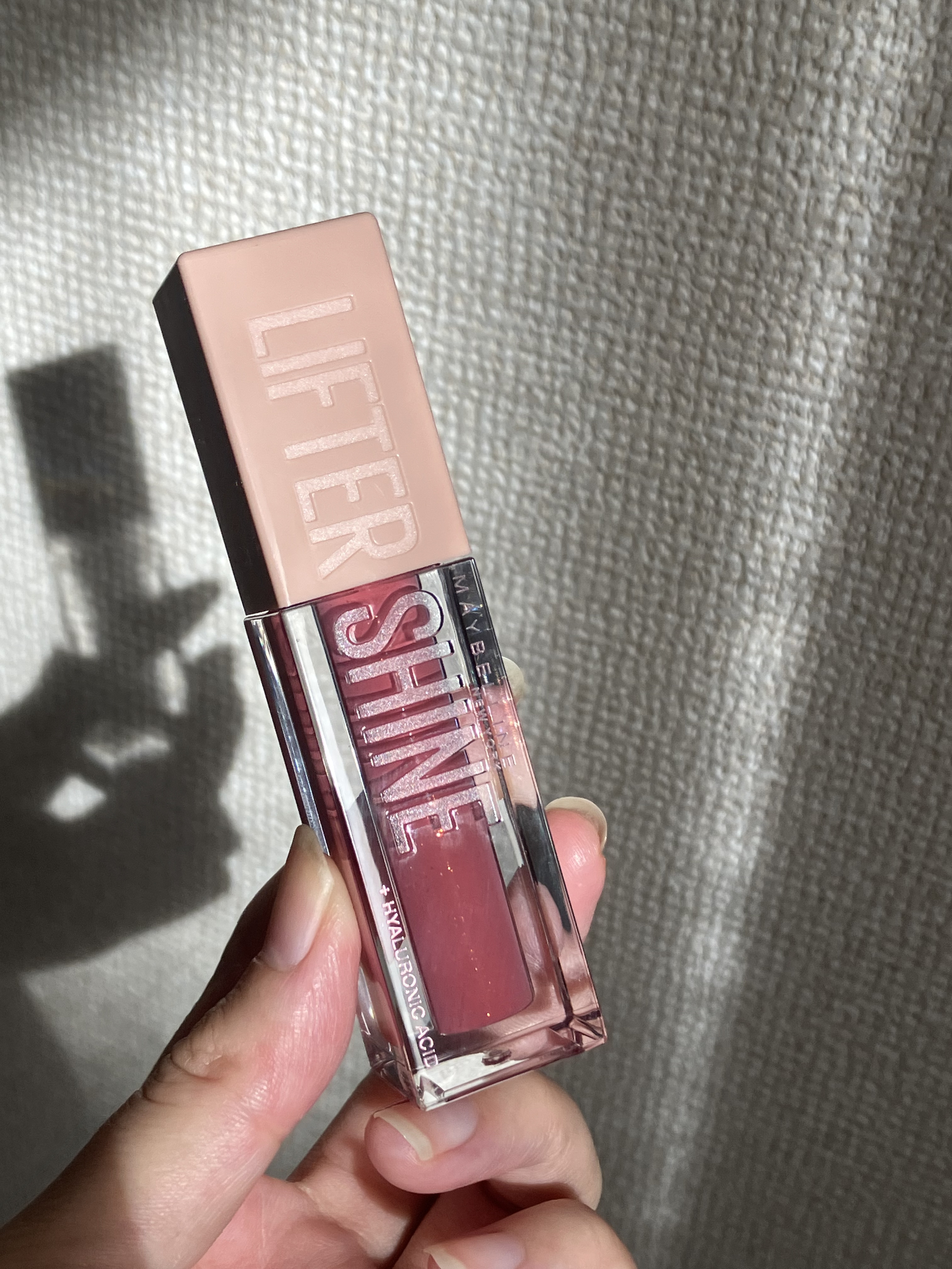 リフターシャイン 005 ペタルモーブ/MAYBELLINE NEW YORK/リップグロスを使ったクチコミ（1枚目）