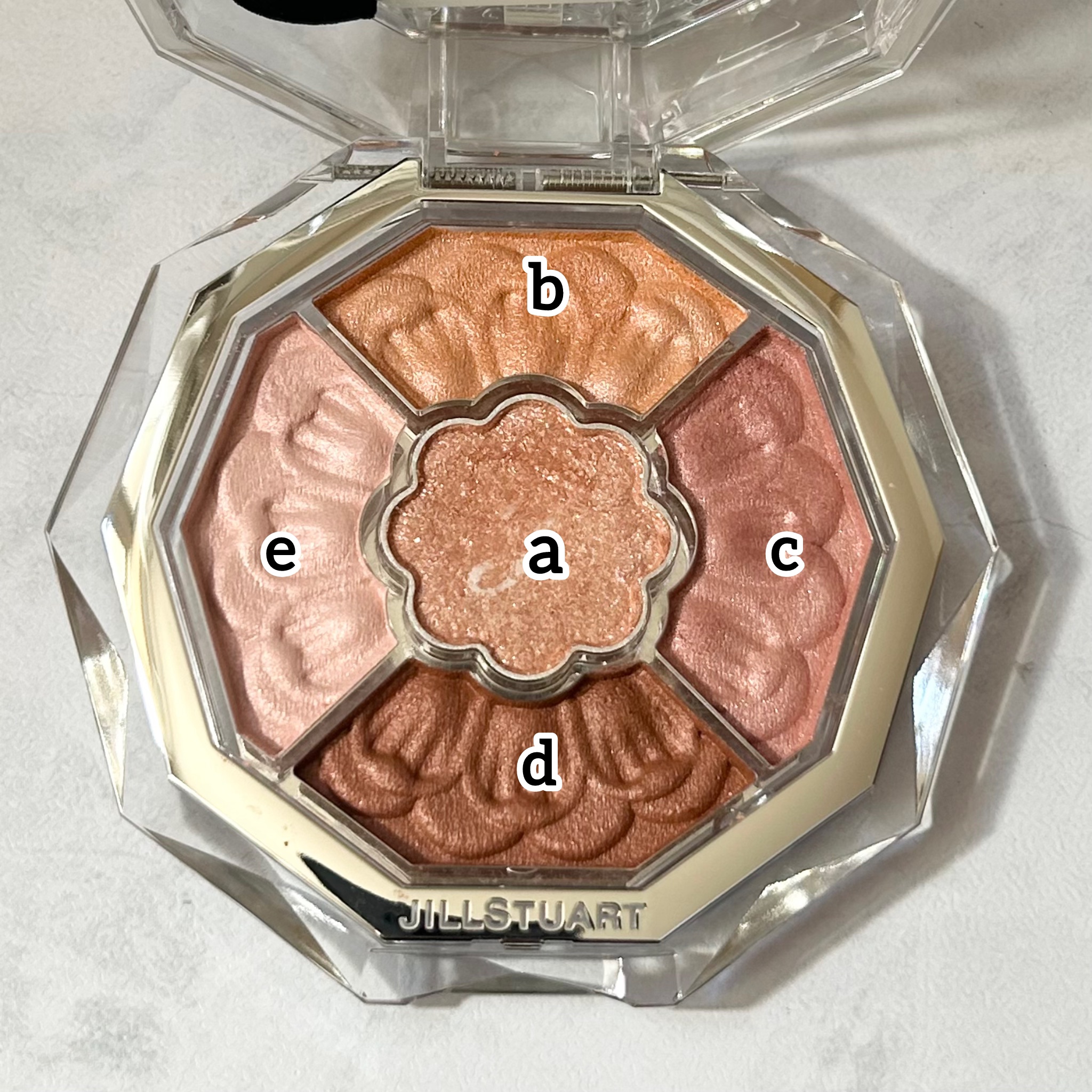 ジルスチュアート ブルームクチュール アイズ　ジュエルドブーケ/JILL STUART/アイシャドウパレットを使ったクチコミ（2枚目）