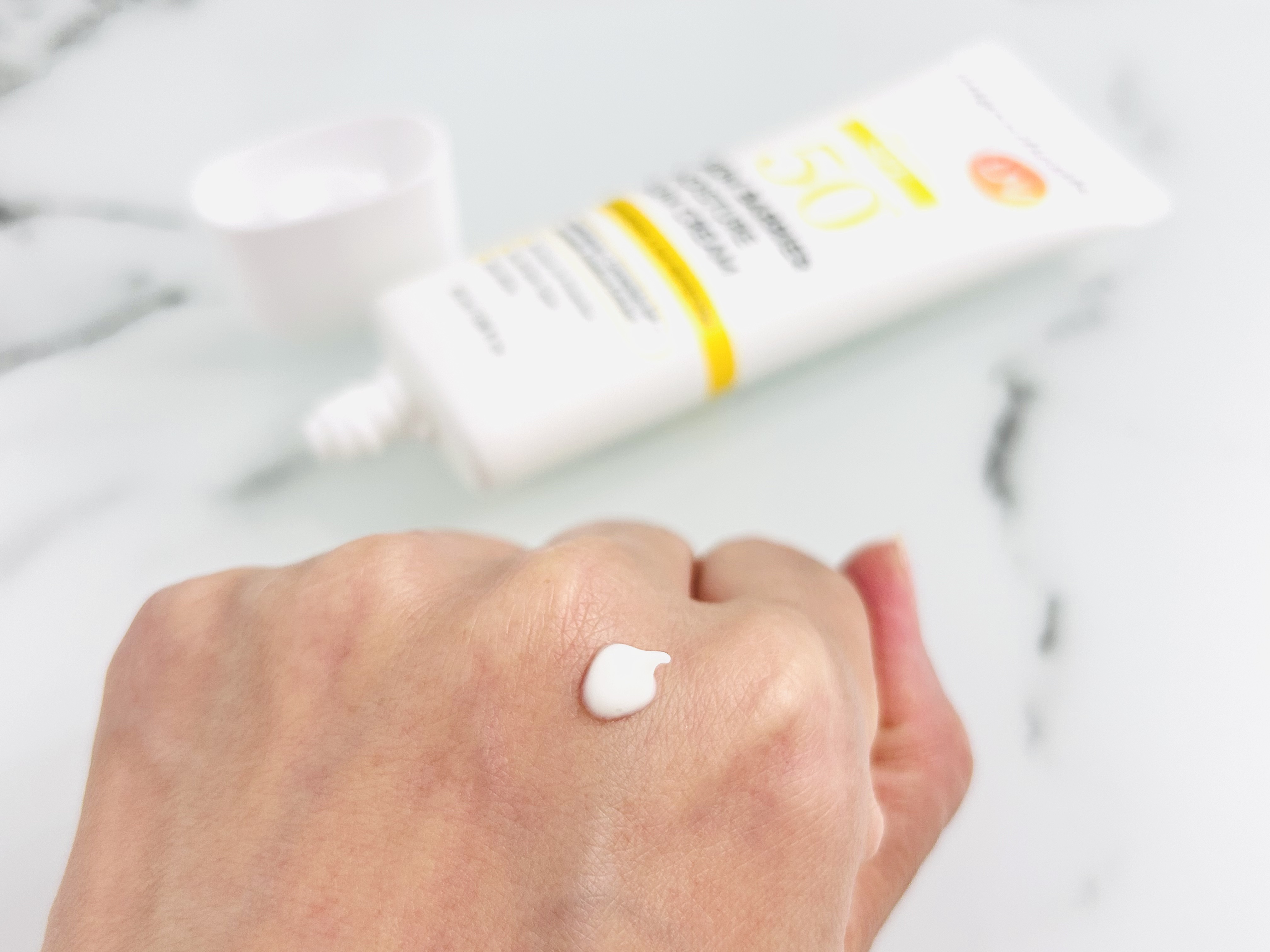 スキンバリアモイスチャーサンクリーム/Ongredients/日焼け止めクリームを使ったクチコミ（2枚目）