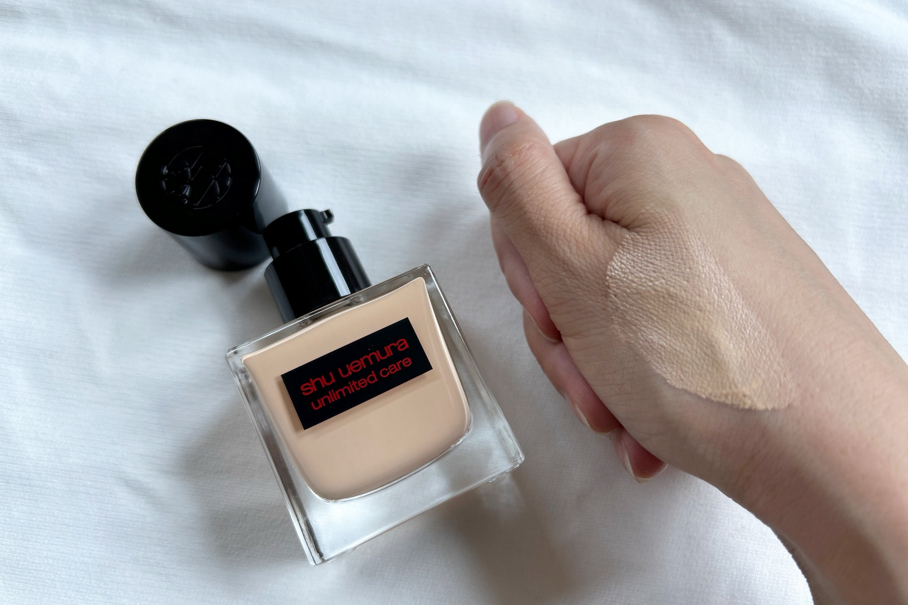 アンリミテッド ケア ツヤ セラム ファンデーション/shu uemura/リキッドファンデーションを使ったクチコミ（3枚目）