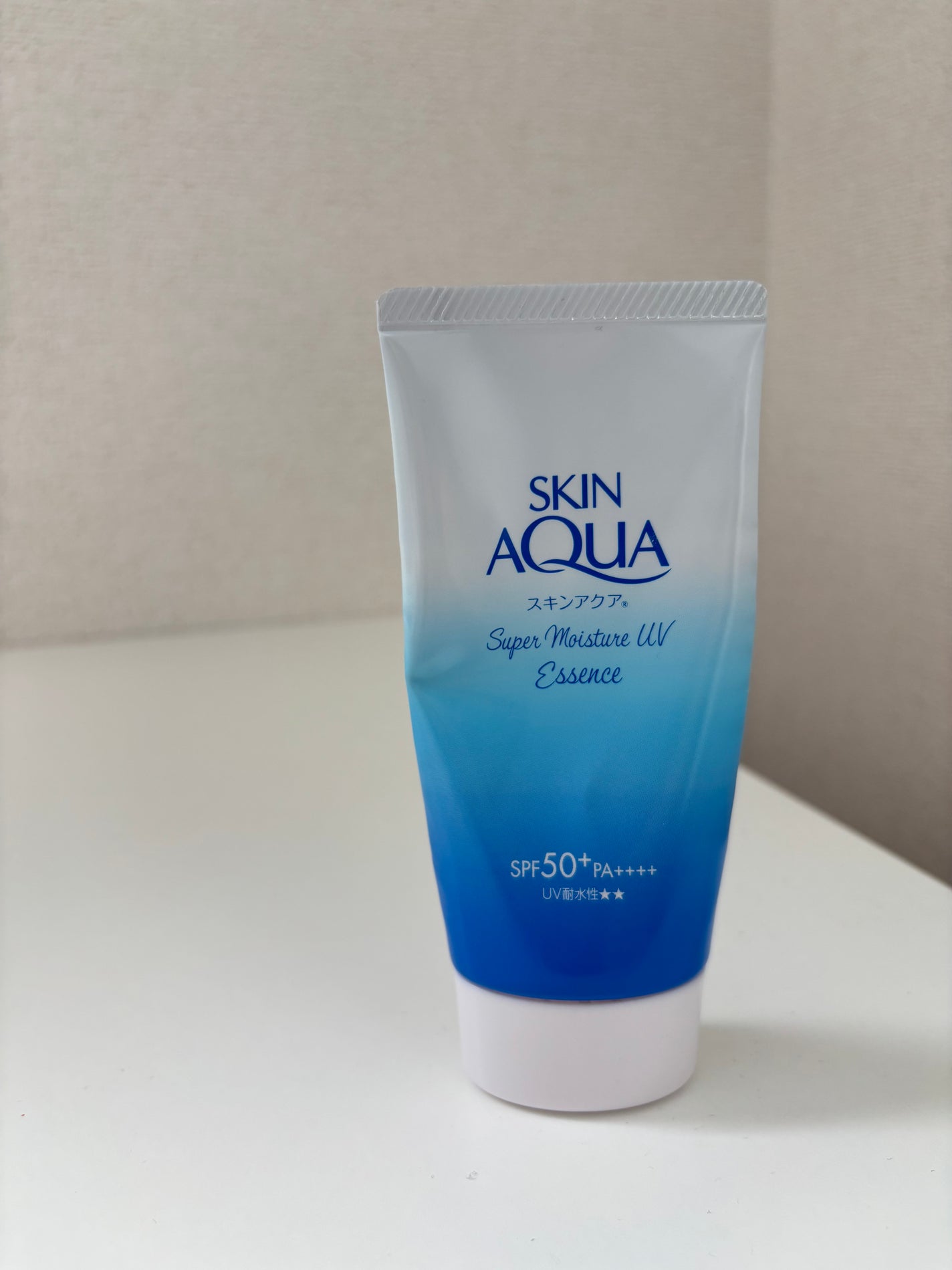スーパーモイスチャーUVエッセンス/スキンアクア/日焼け止めローションを使ったクチコミ(3枚目)
