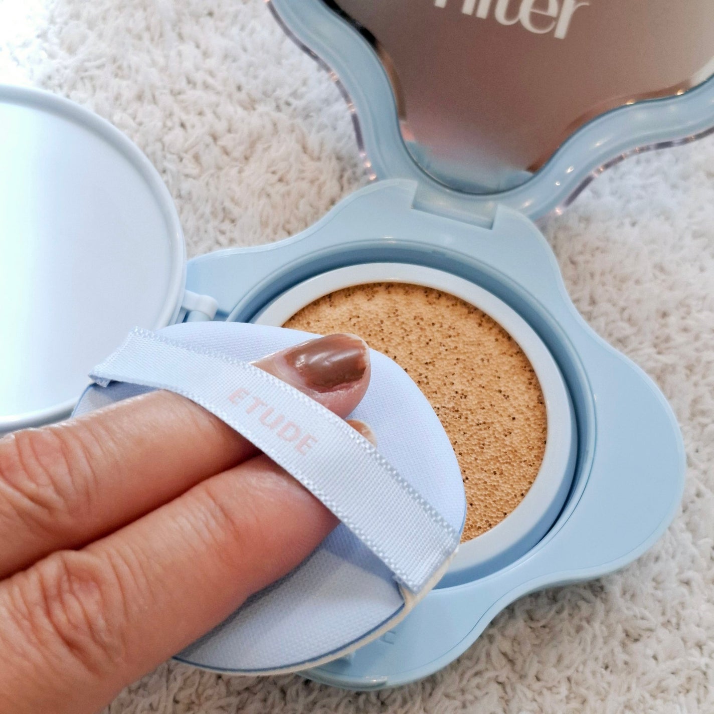 クラウドフィルタークッション/ETUDE/クッションファンデーションを使ったクチコミ(4枚目)