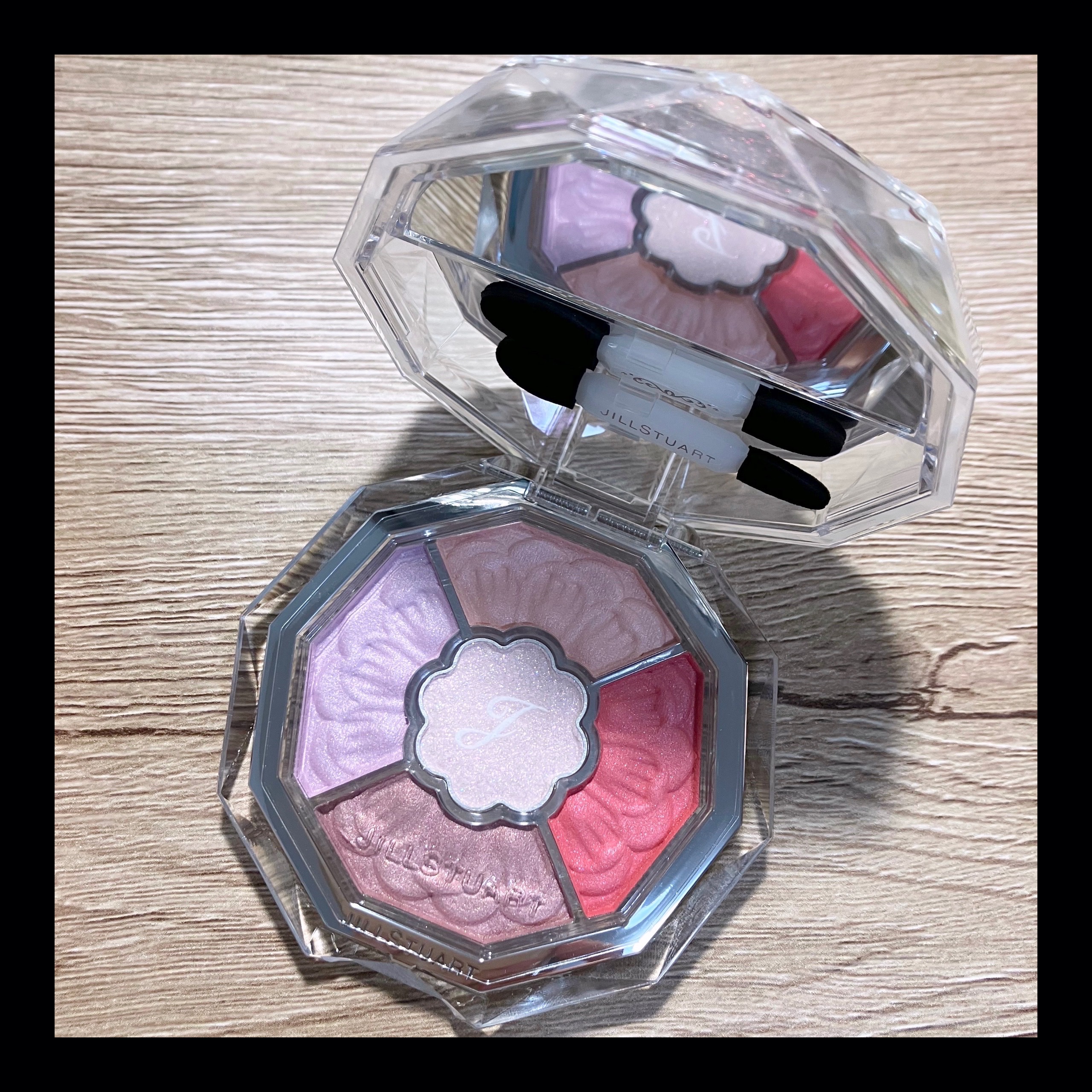 ジルスチュアート ブルームクチュール アイズ　ジュエルドブーケ 14 verbena morganite/JILL STUART/アイシャドウパレットを使ったクチコミ（1枚目）