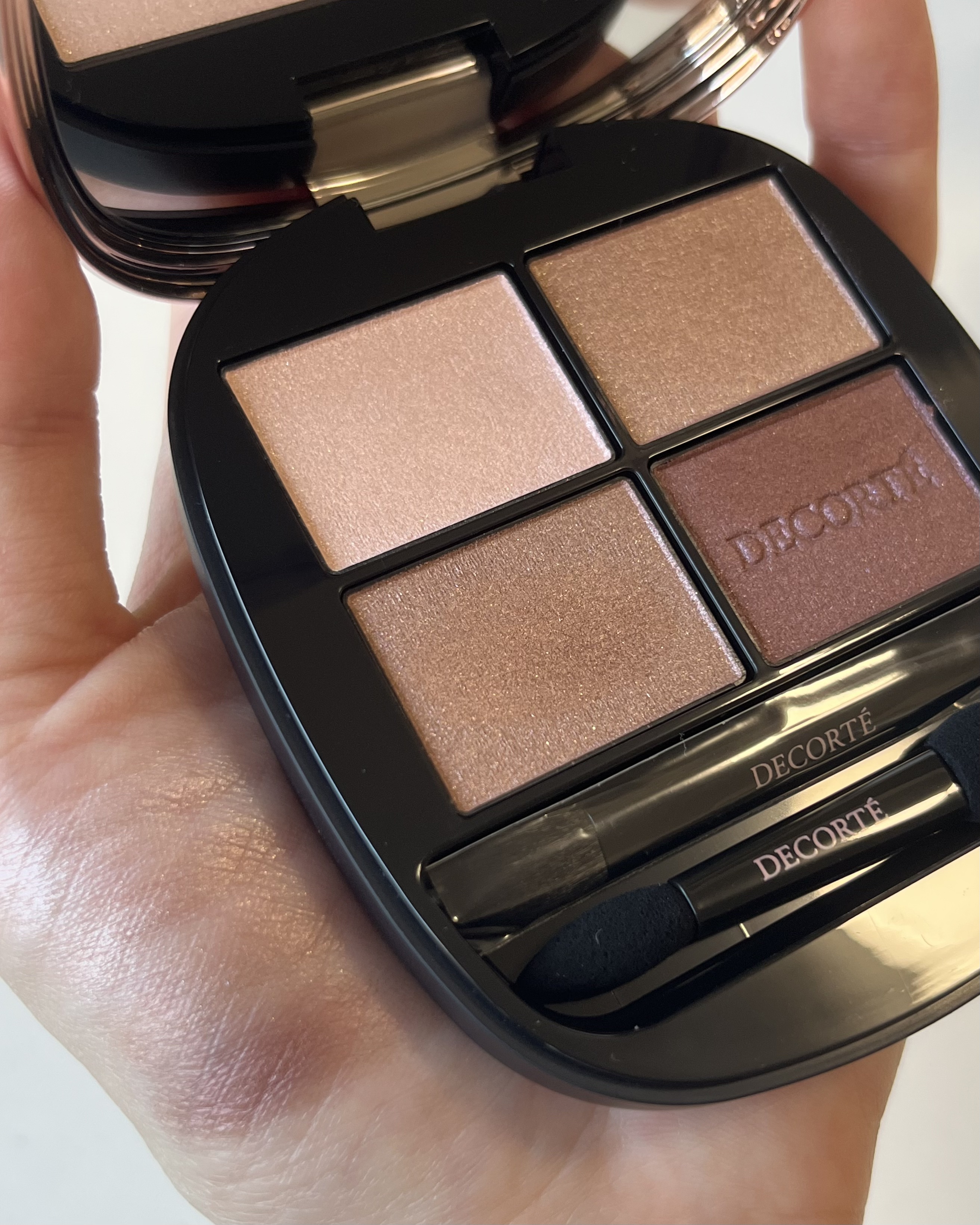 スキンシャドウ デザイニング パレット 04 Ballerina/DECORTÉ/アイシャドウパレットを使ったクチコミ（1枚目）