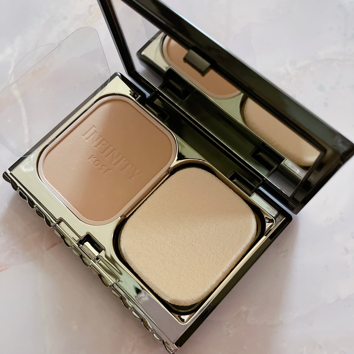 スキンルミナンス ファンデーション/インフィニティ/パウダーファンデーションを使ったクチコミ(1枚目)