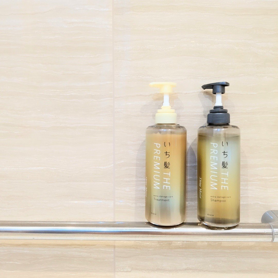 THE PREMIUM エクストラダメージケアシャンプー／トリートメント（シャイニーモイスト）/いち髪/市販シャンプーを使ったクチコミ（1枚目）