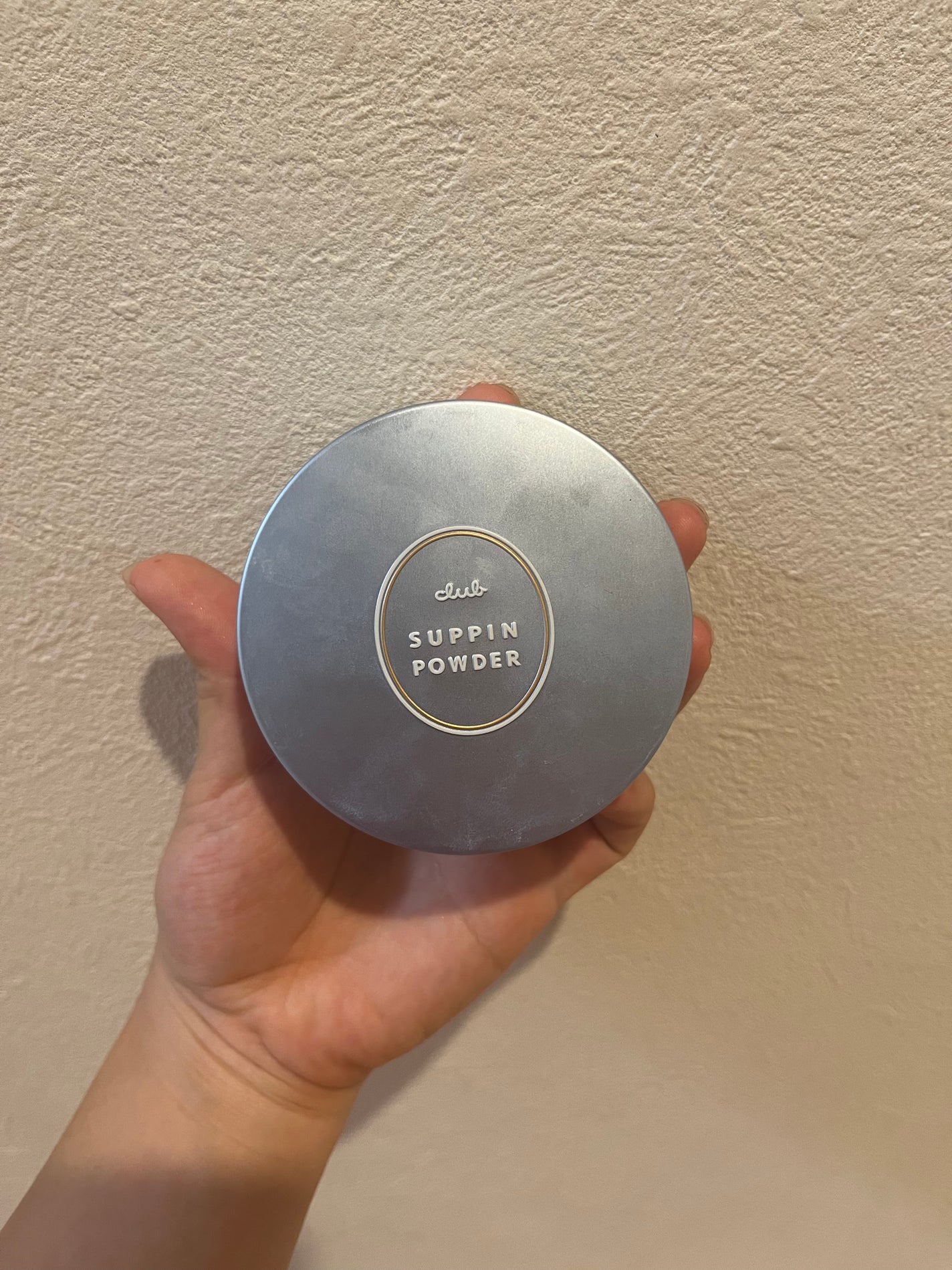 すっぴん ホワイトニングパウダーA/クラブ/プレストパウダーを使ったクチコミ(1枚目)