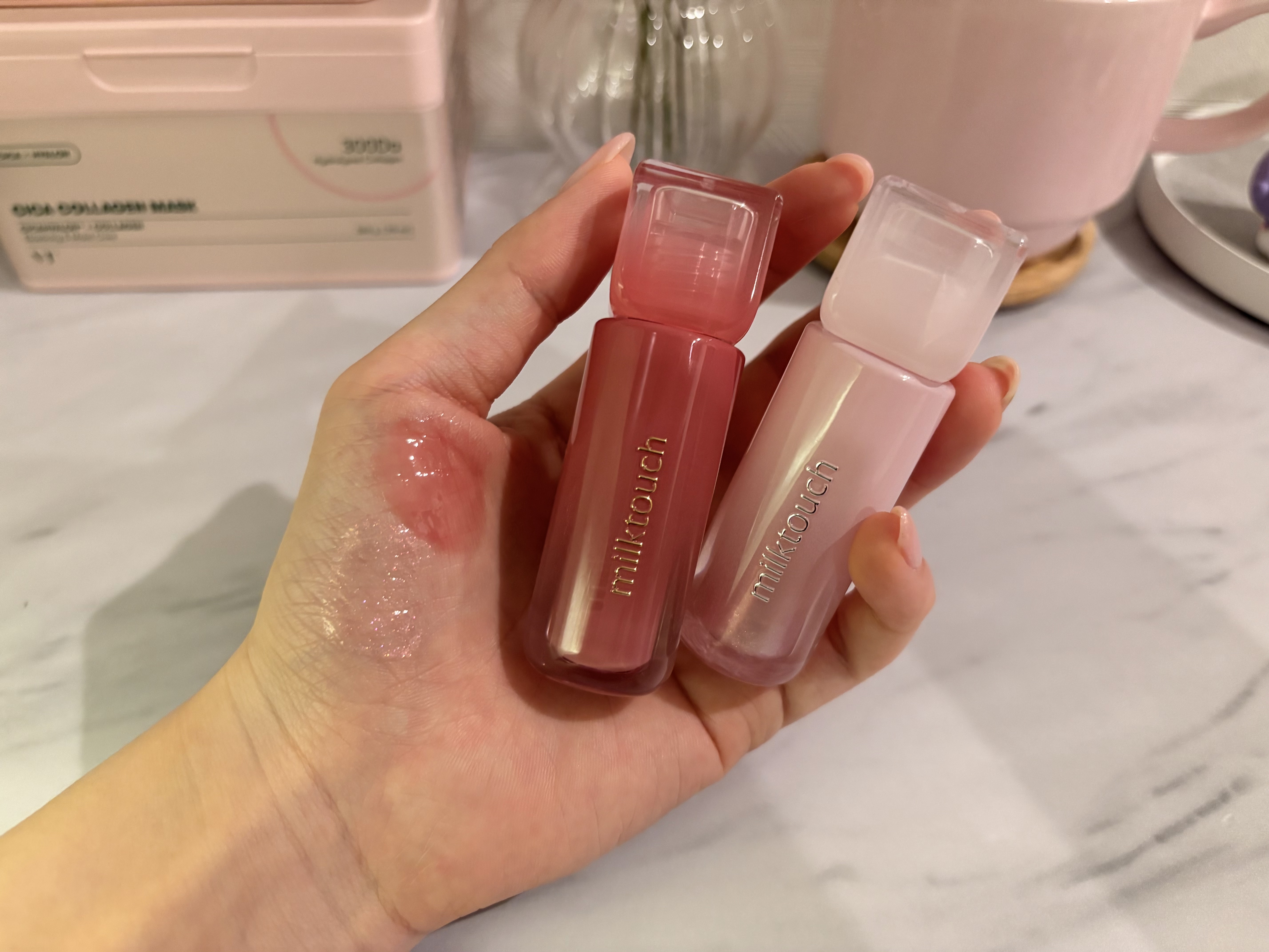 デューステインシアーリップグロス/Milk Touch/リップグロスを使ったクチコミ（2枚目）