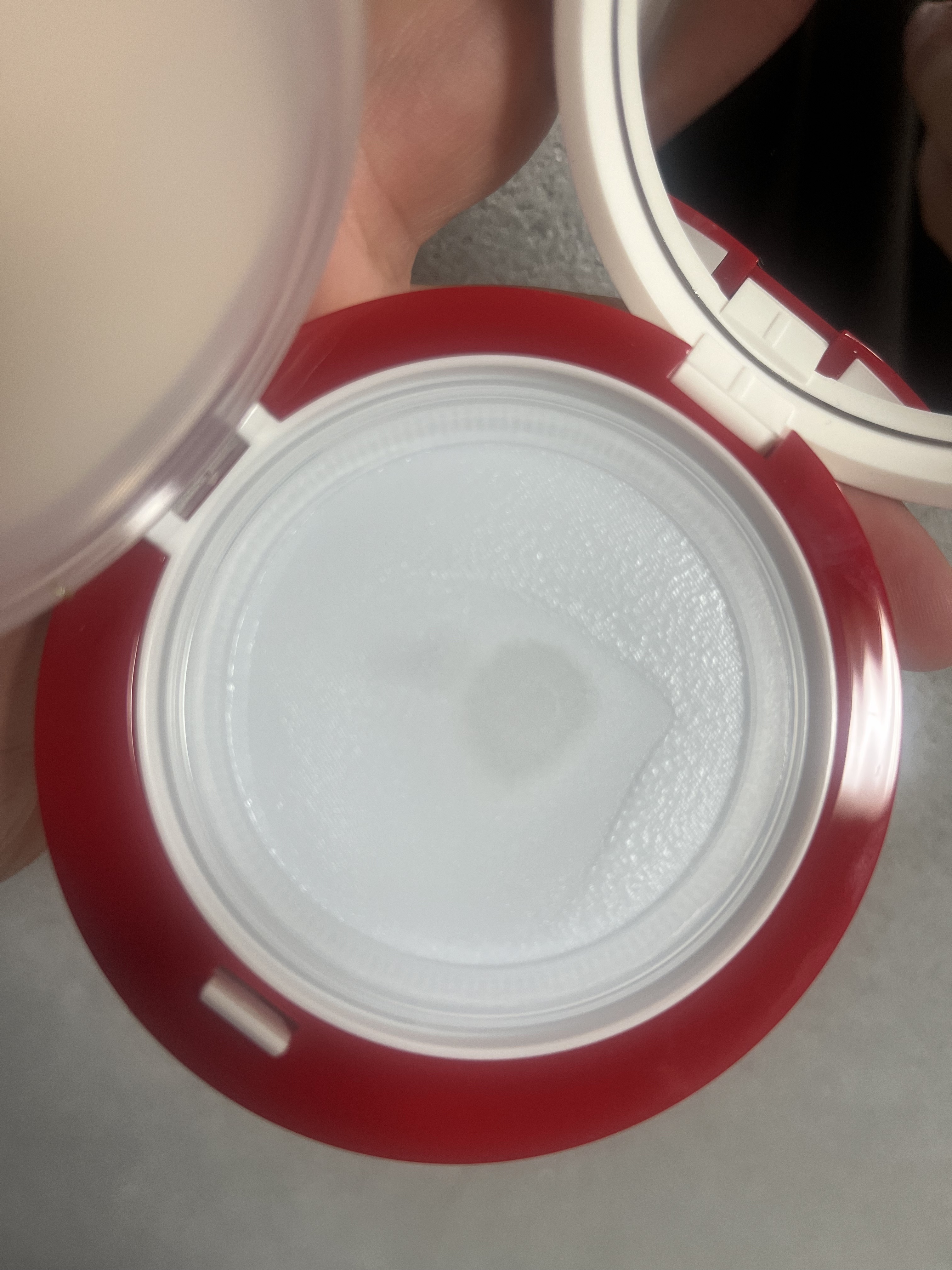 ビーベルベット セバムカットクッション/espoir/プレストパウダーを使ったクチコミ（3枚目）