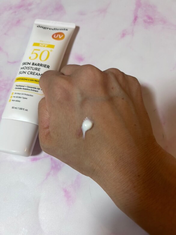 スキンバリアモイスチャーサンクリーム/Ongredients/日焼け止めクリームを使ったクチコミ（2枚目）