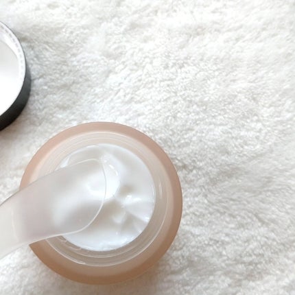 エミ✿投稿ある方フォロバ100 on LIPS 「FLORODORA様よりユースメモリープライムアンプル、リペア..」(6枚目)