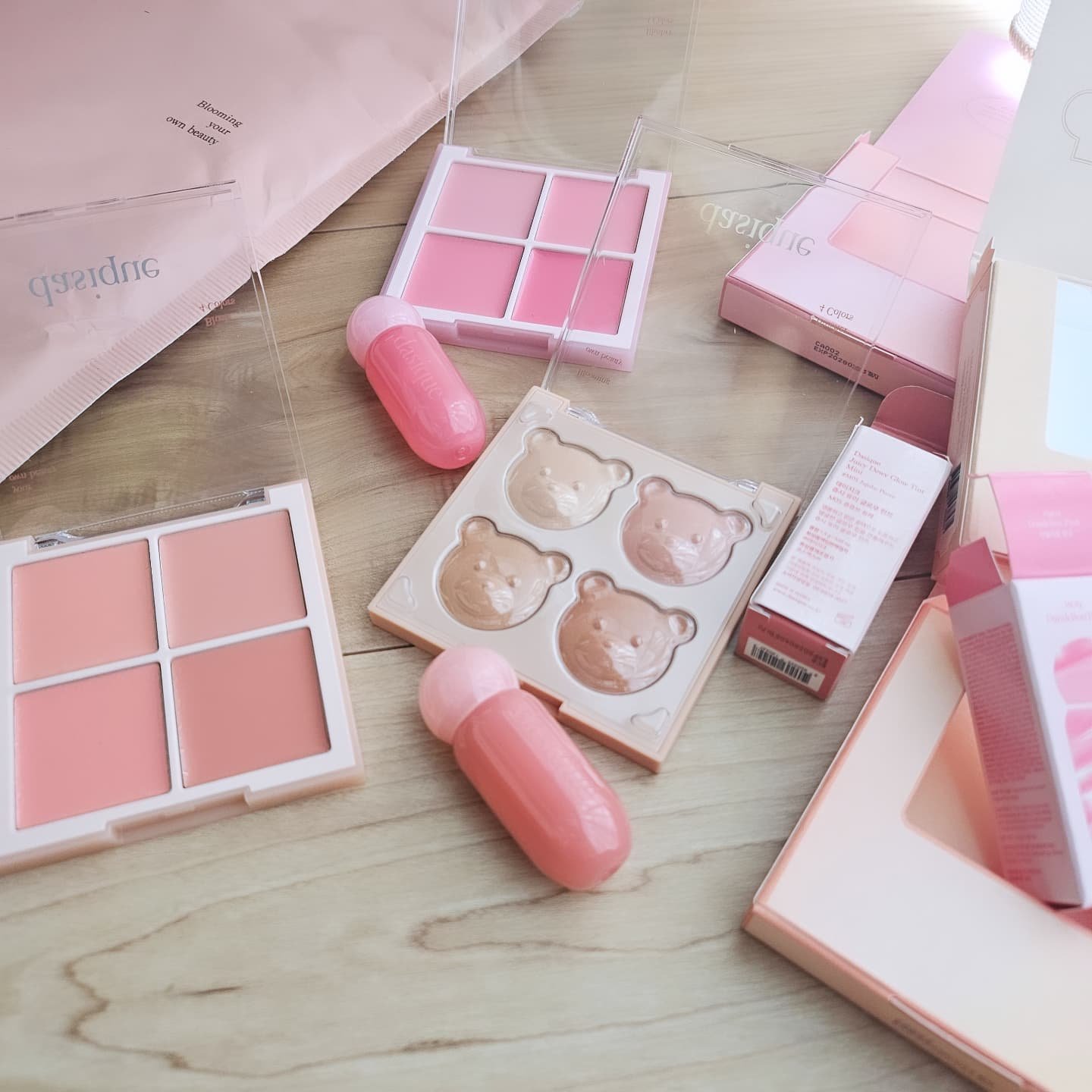 ブレンディングムードチーク 16 ブラウンベア/dasique/パウダーチークを使ったクチコミ（1枚目）