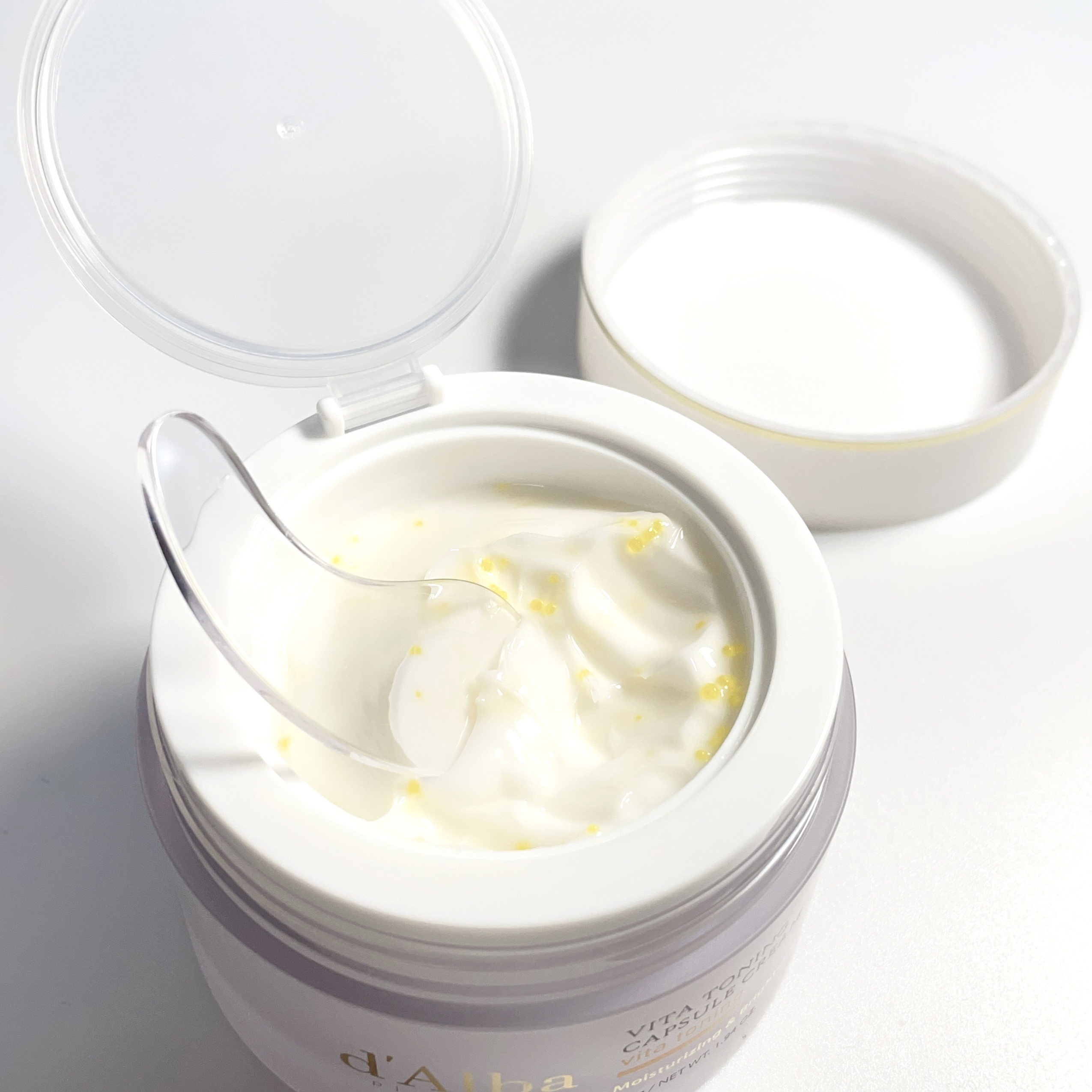 ビタトーニングカプセルクリーム/ダルバ/フェイスクリームを使ったクチコミ（1枚目）