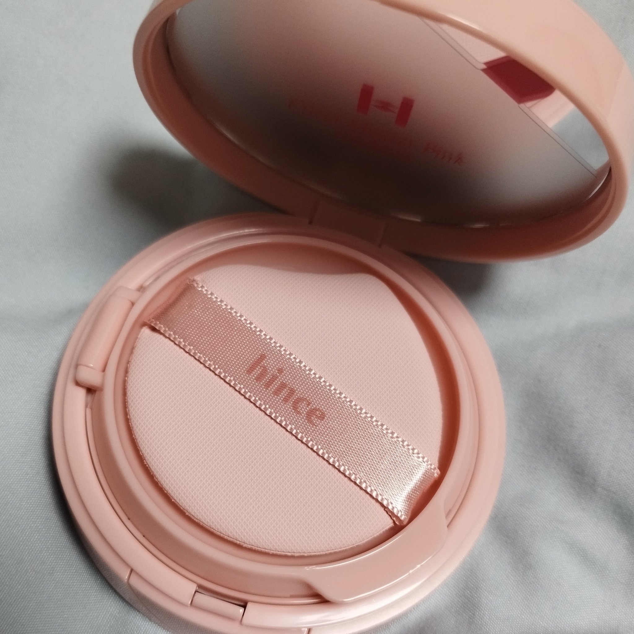 カバーマスターピンククッション/hince/クッションファンデーションを使ったクチコミ（3枚目）