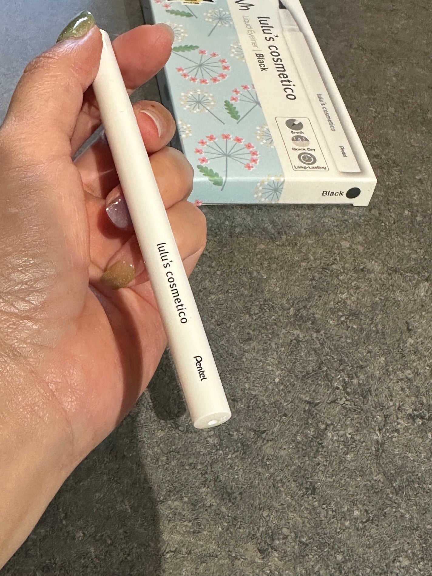 リキッドアイライナー/ルルズコスメティコ/リキッドアイライナーを使ったクチコミ(2枚目)