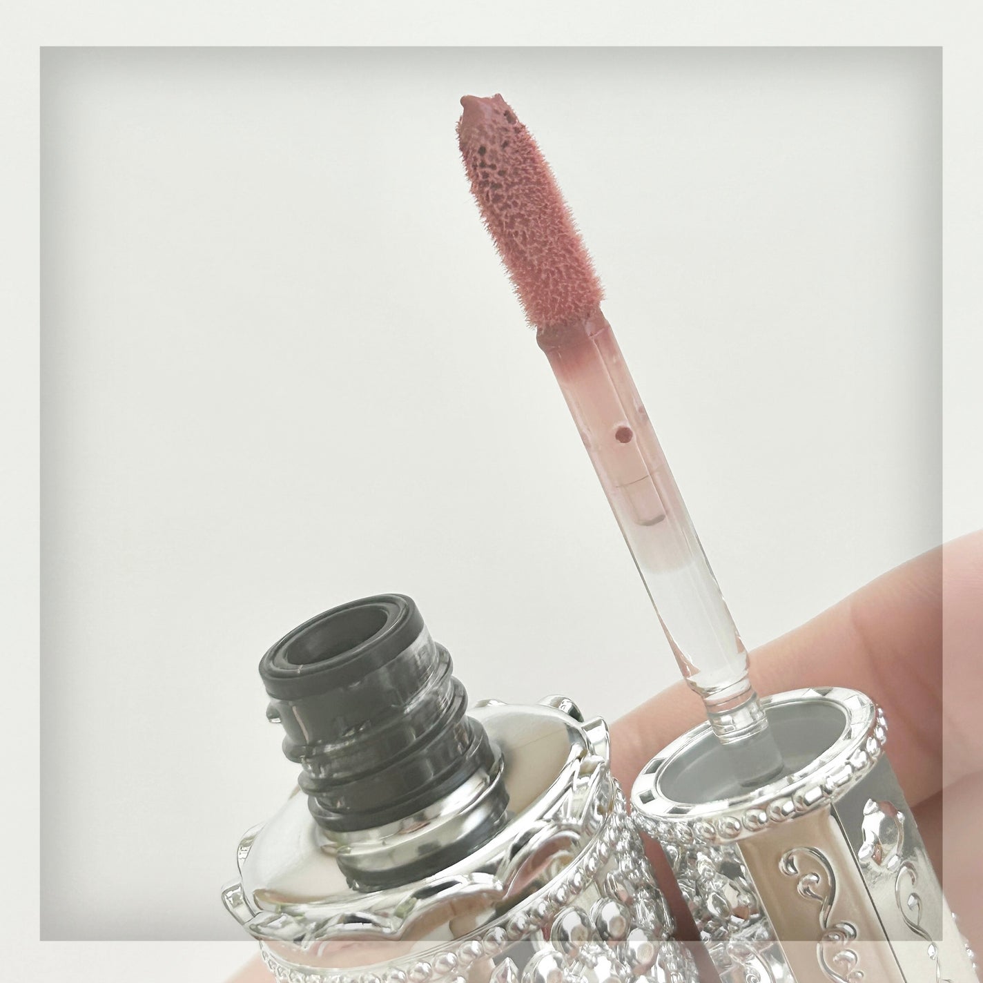 リップラッカー ブルーミングガーランド/JILL STUART/口紅を使ったクチコミ(3枚目)