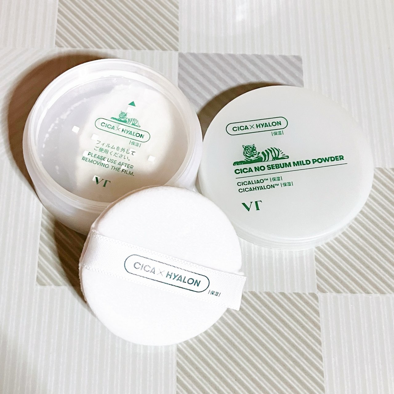 CICA ノーセバム マイルドパウダー/VT/ルースパウダーを使ったクチコミ（2枚目）