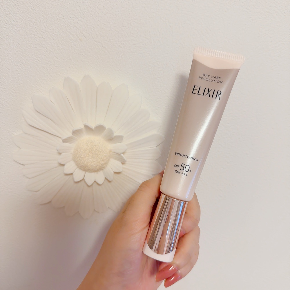 エリクシール　デーケアレボリューション　ブライトニング　＋　ba/エリクシール/化粧下地を使ったクチコミ（1枚目）