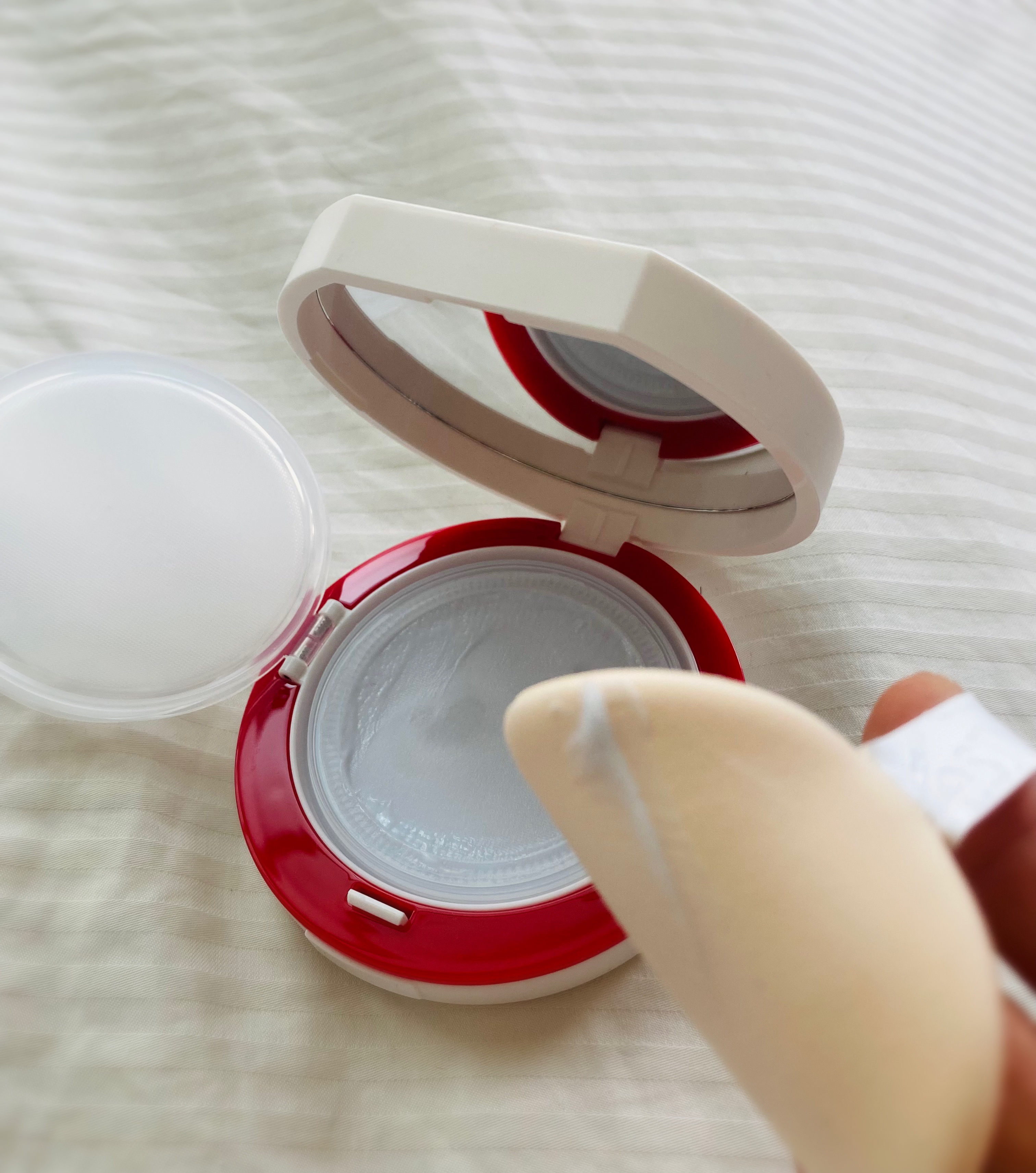 ビーベルベット セバムカットクッション/espoir/プレストパウダーを使ったクチコミ（2枚目）