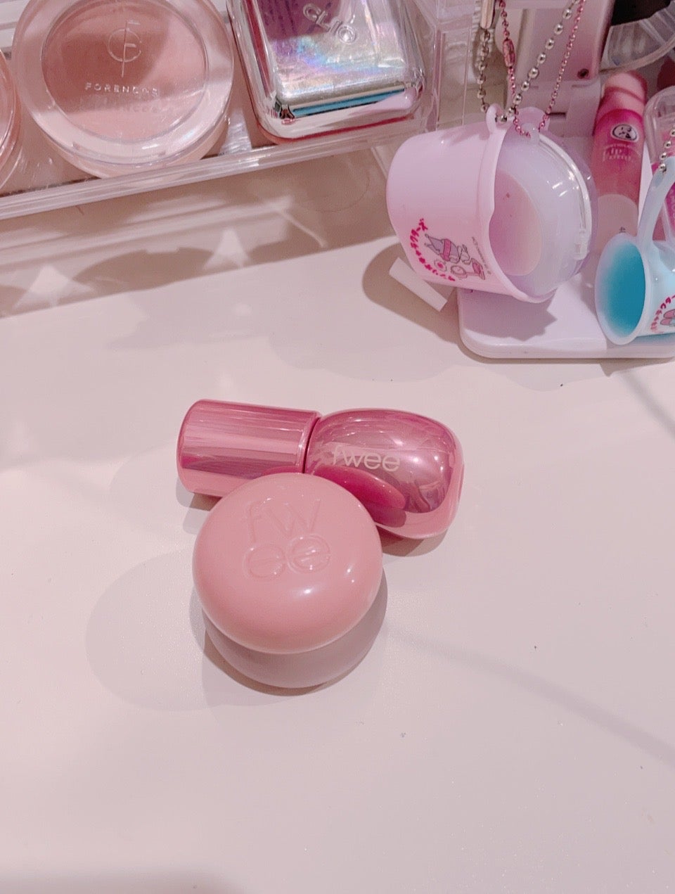 リップアンドチーク ブラーリープリンポット/fwee/口紅を使ったクチコミ(5枚目)