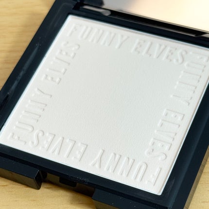 UVソフトマットプレストパウダー/FUNNY ELVES方里/プレストパウダーを使ったクチコミ(3枚目)