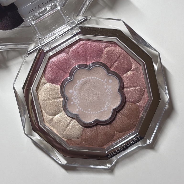 JILL STUARTジルスチュアートブルームクチュールアイズタイムレスグロウ 試してみた】ブルームクチュール アイズ タイムレスグロウ JILL