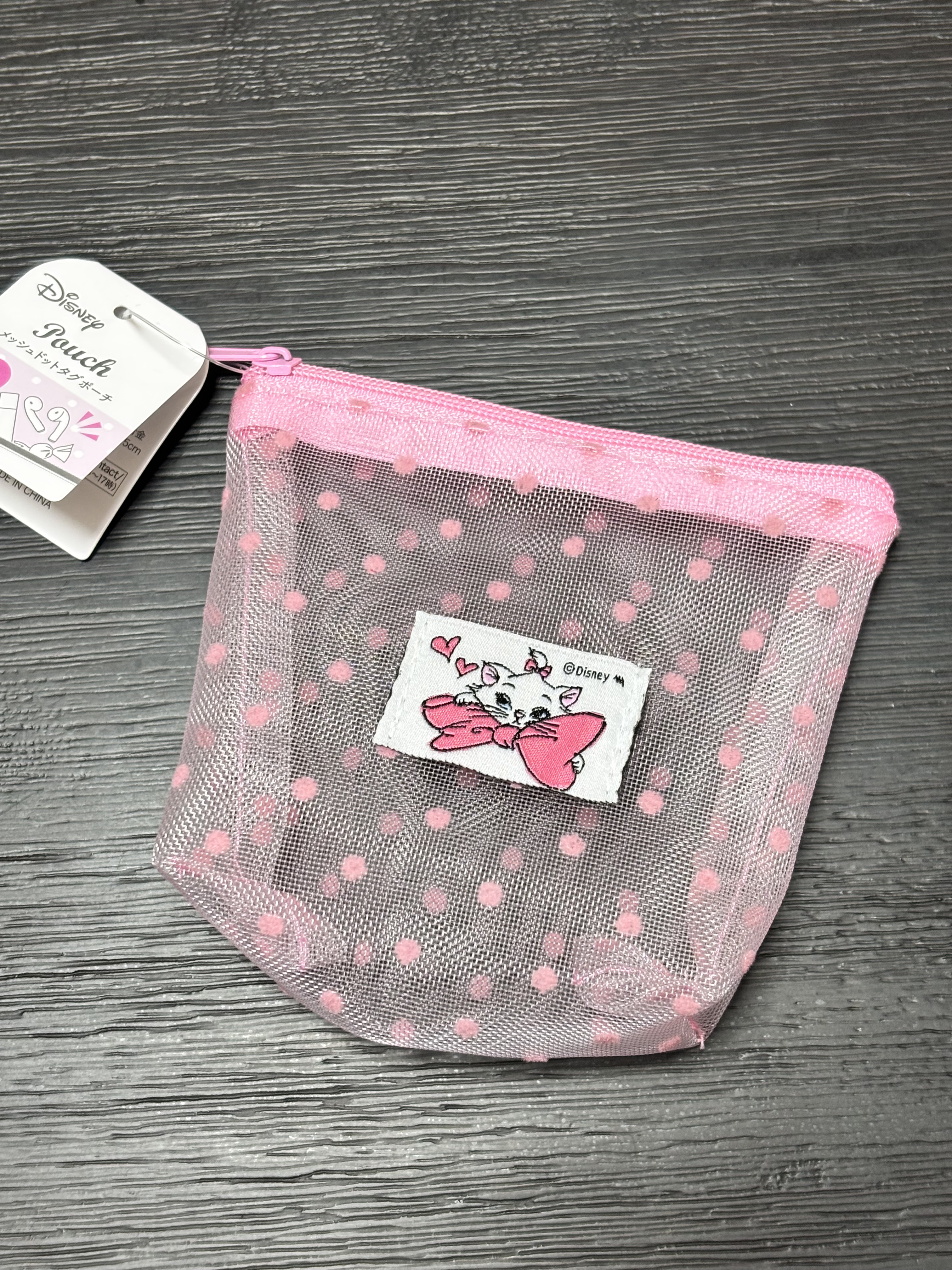 メッシュポーチ 
マリーちゃん

･････････✮*｡ﾟ･･･････････････✮*｡ﾟ･････････


小さめでメッシュのポーチ

小さいけどいろいろ入ります！

いつもいいね♡ありがとうございます


#ディズニー
#ポ