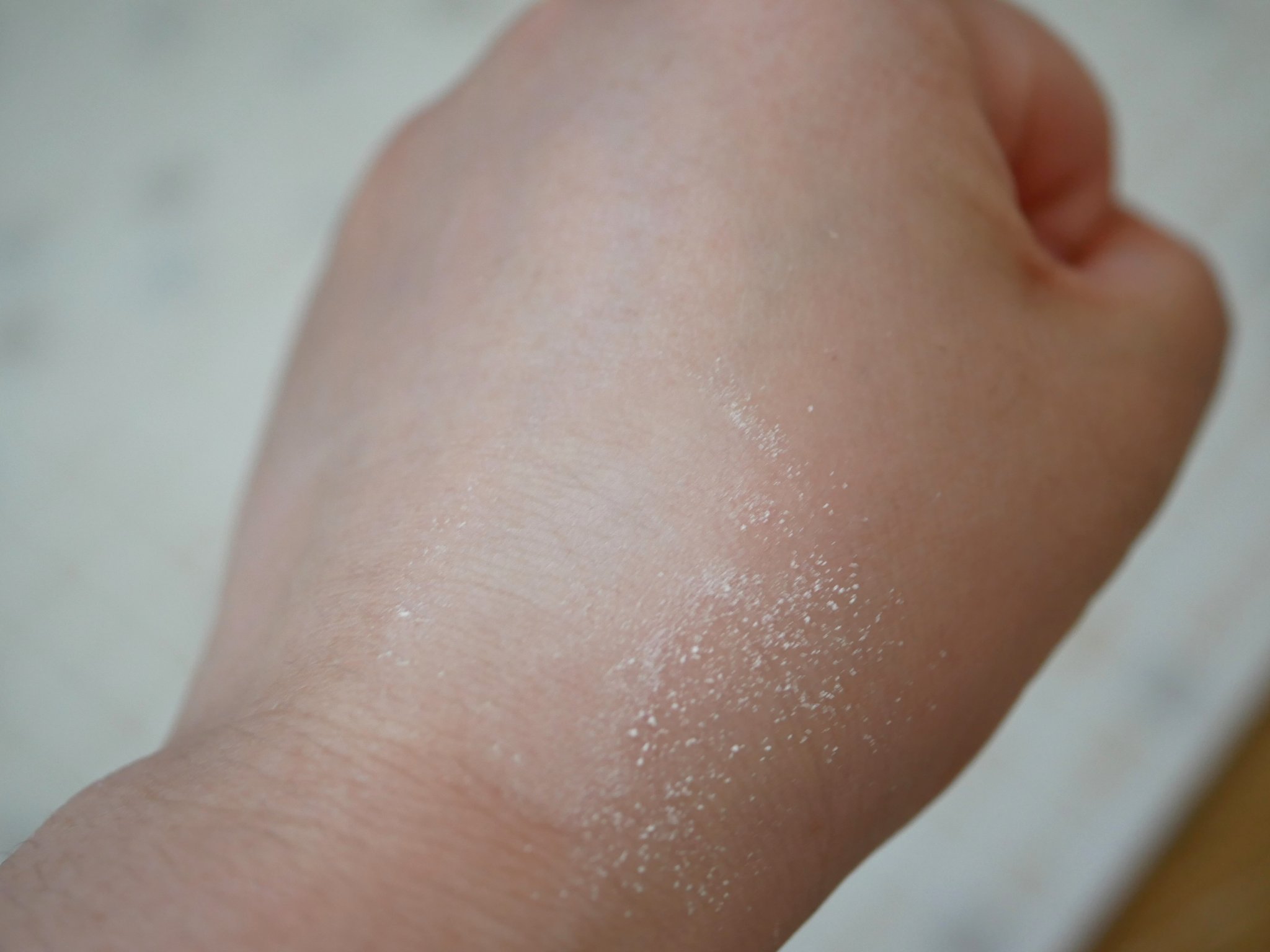 ラスティング クラリティ ルースパウダー/est/ルースパウダーを使ったクチコミ（3枚目）