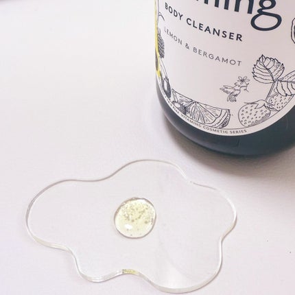 リフレッシングボディソープ(レモン&ベルガモットの香り)/Vitaming/ボディソープを使ったクチコミ(2枚目)